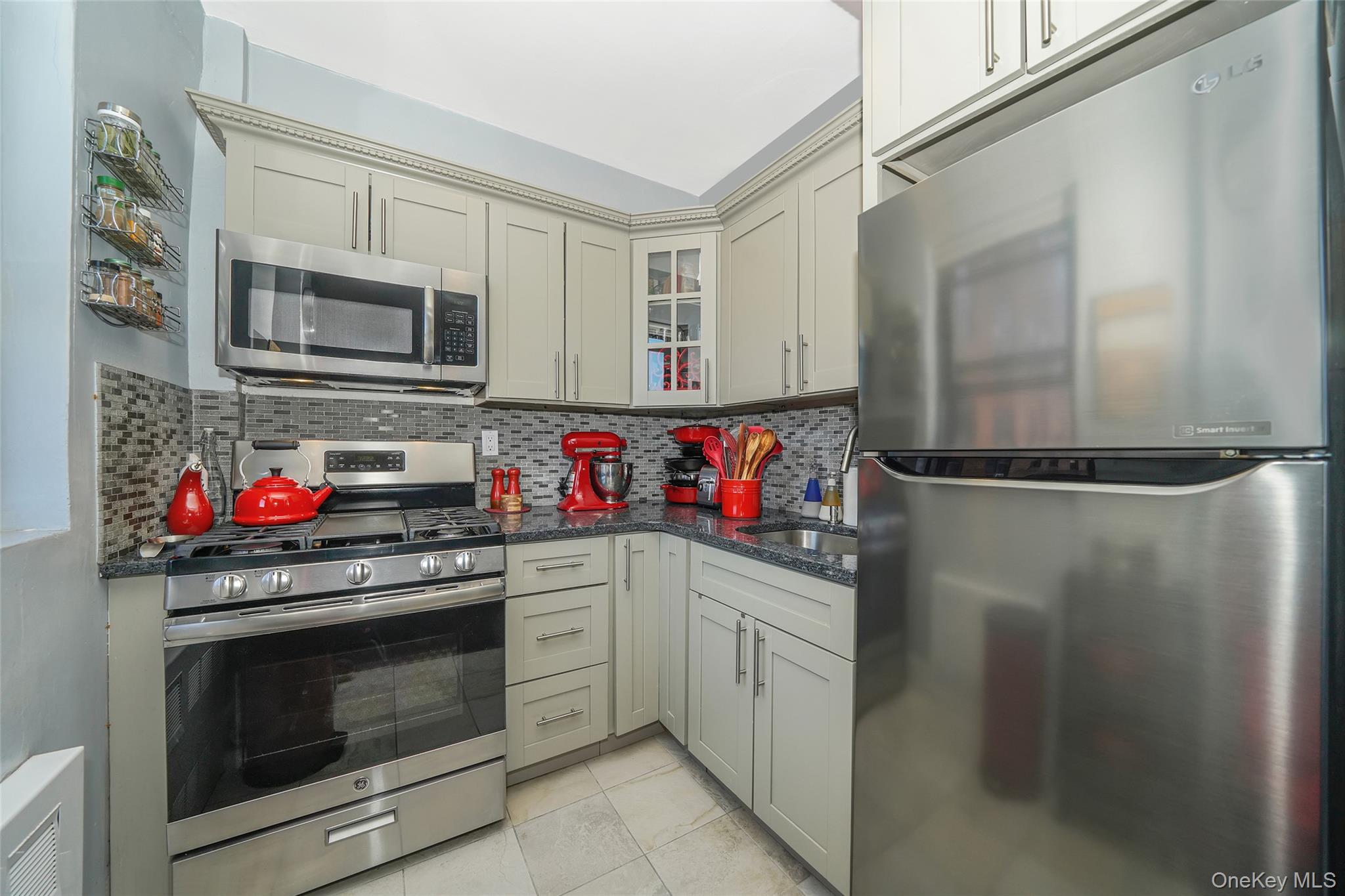 99-60 63rd Road, Unit 7H photo 5