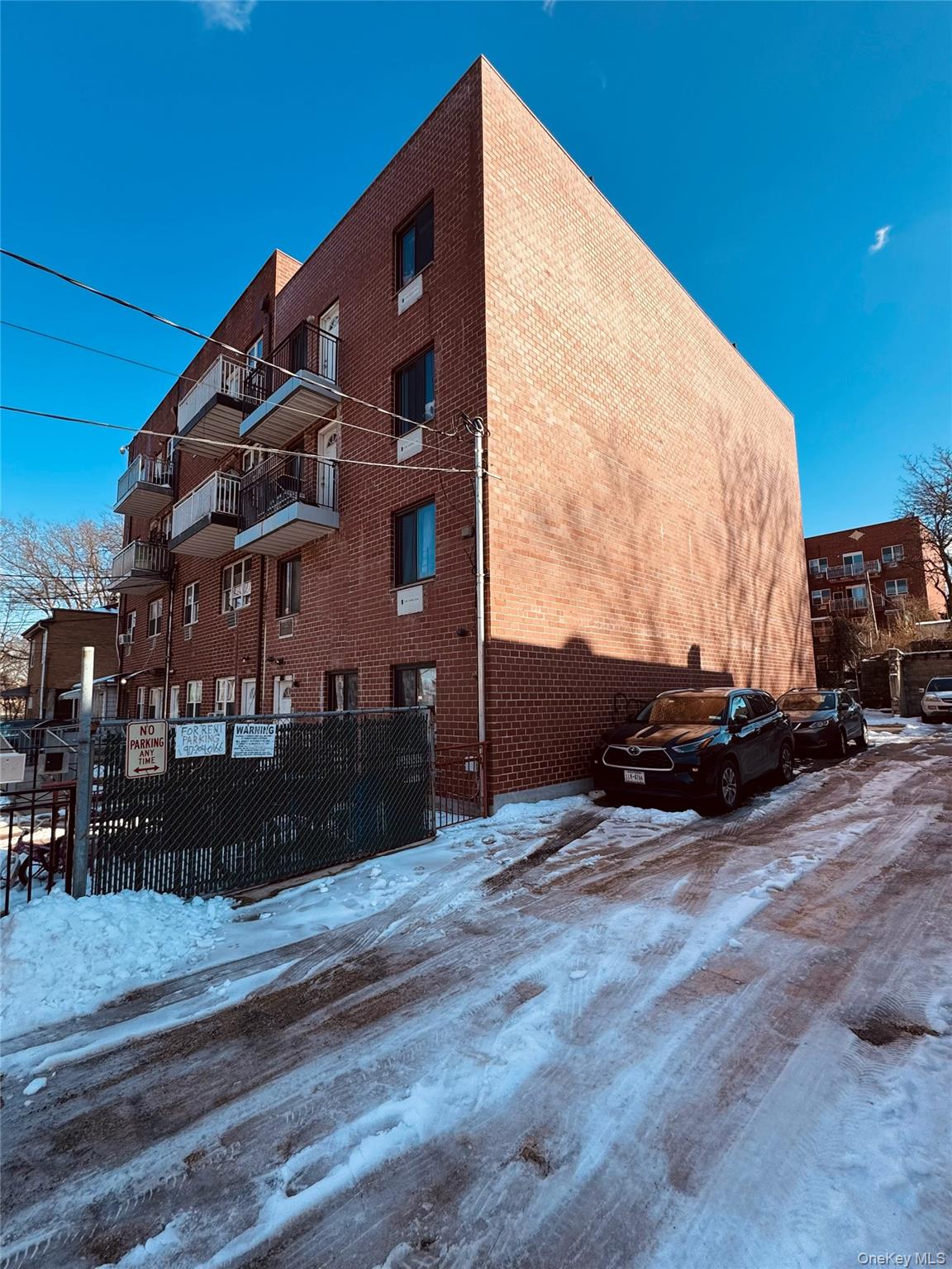 112-42 38 Avenue – For Sale photo 2