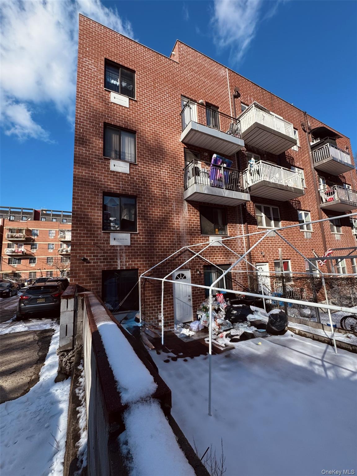 112-42 38 Avenue – For Sale photo 3