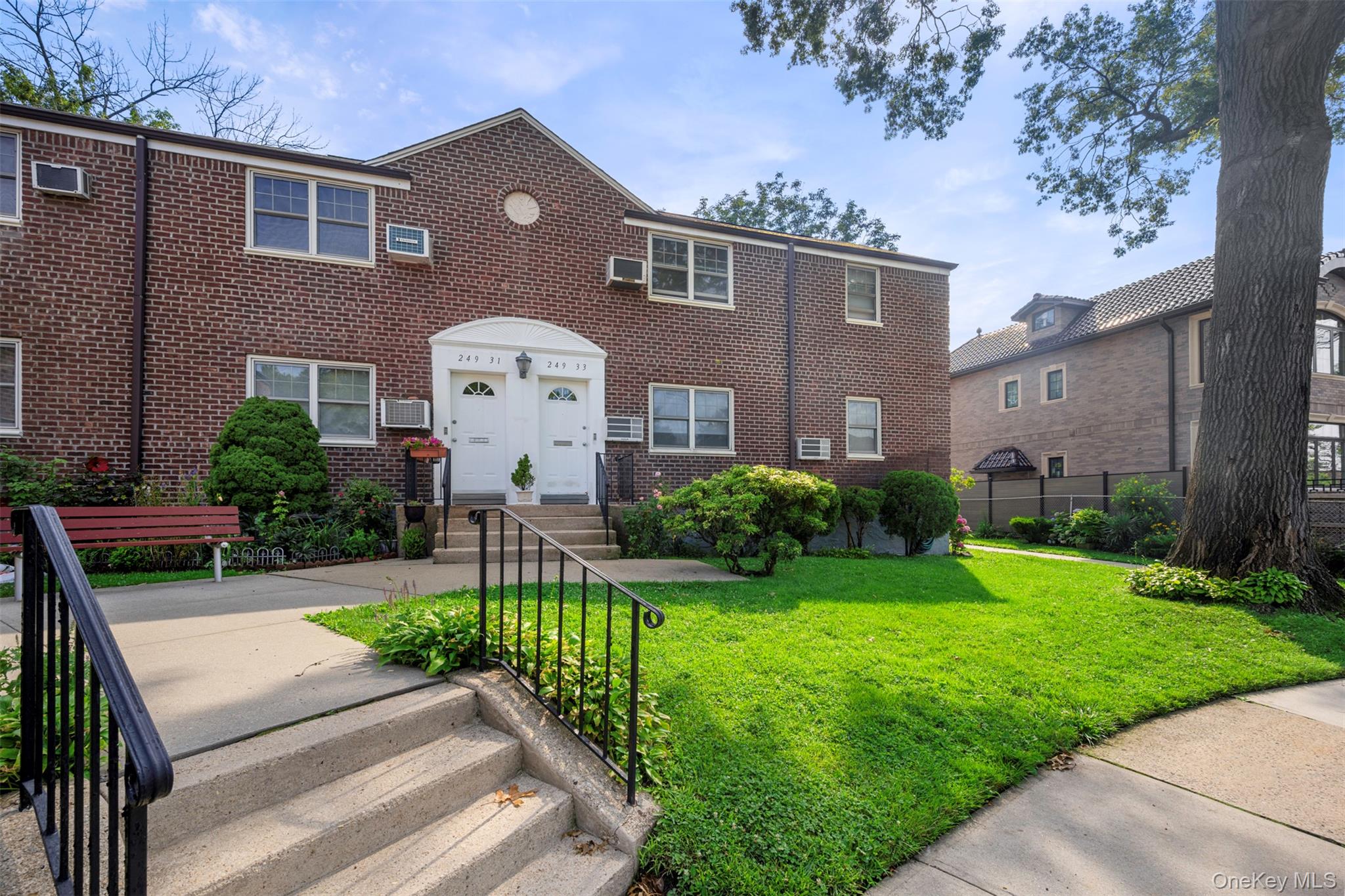249-33 64th Avenue, Unit 1 photo 3