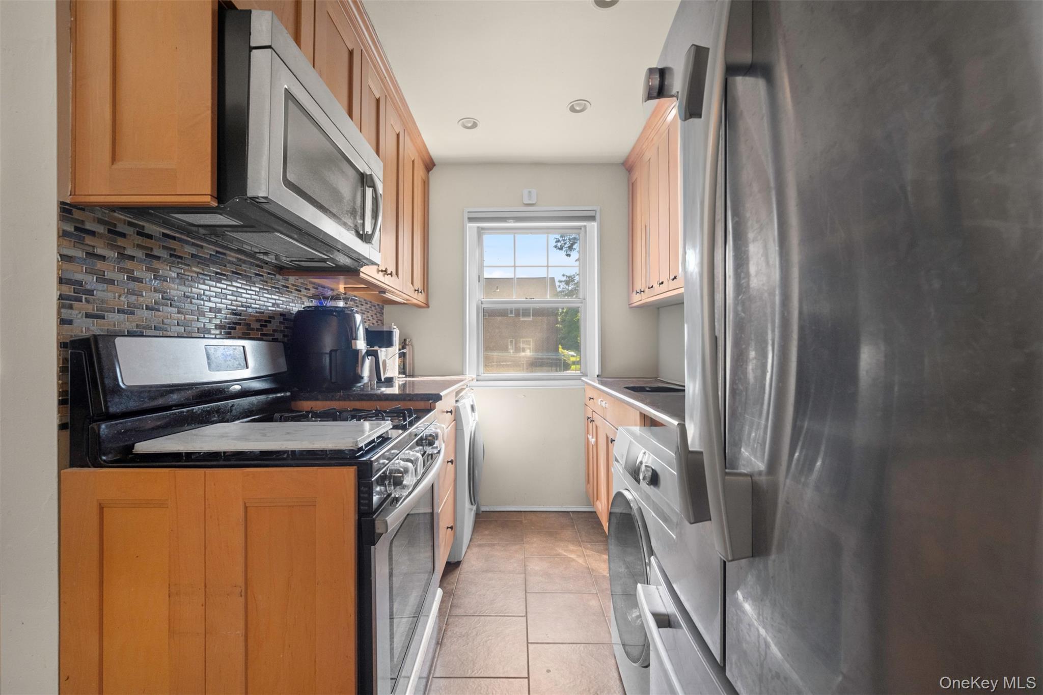 249-33 64th Avenue, Unit 1 photo 14