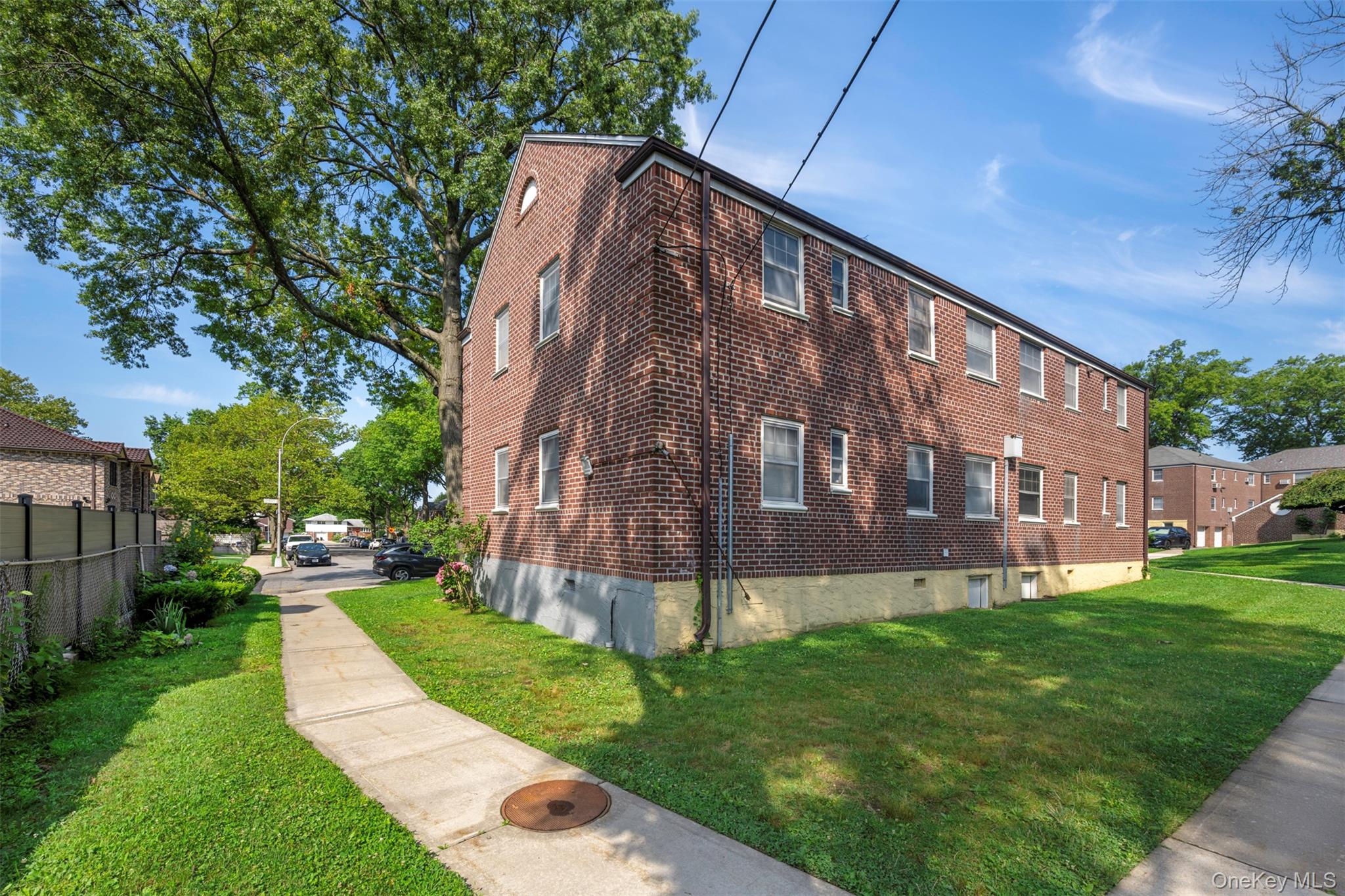 249-33 64th Avenue, Unit 1 photo 27