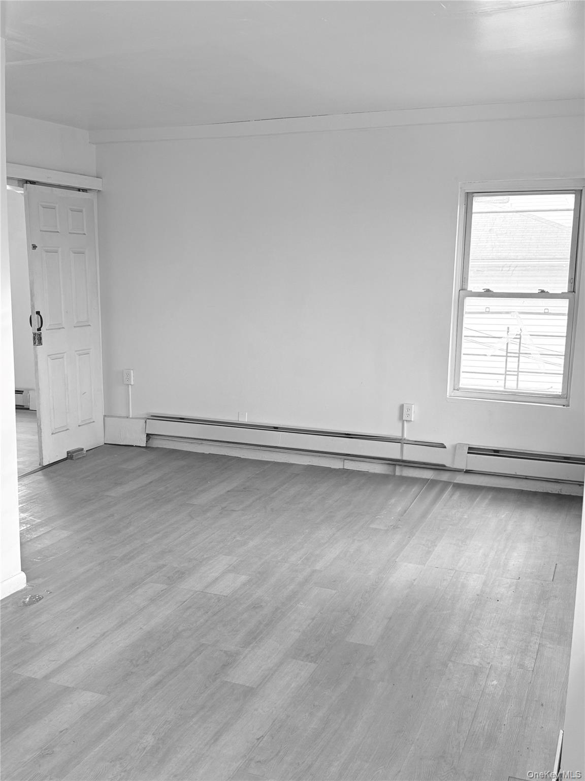 14-04 Dickens Street – For Sale photo 39