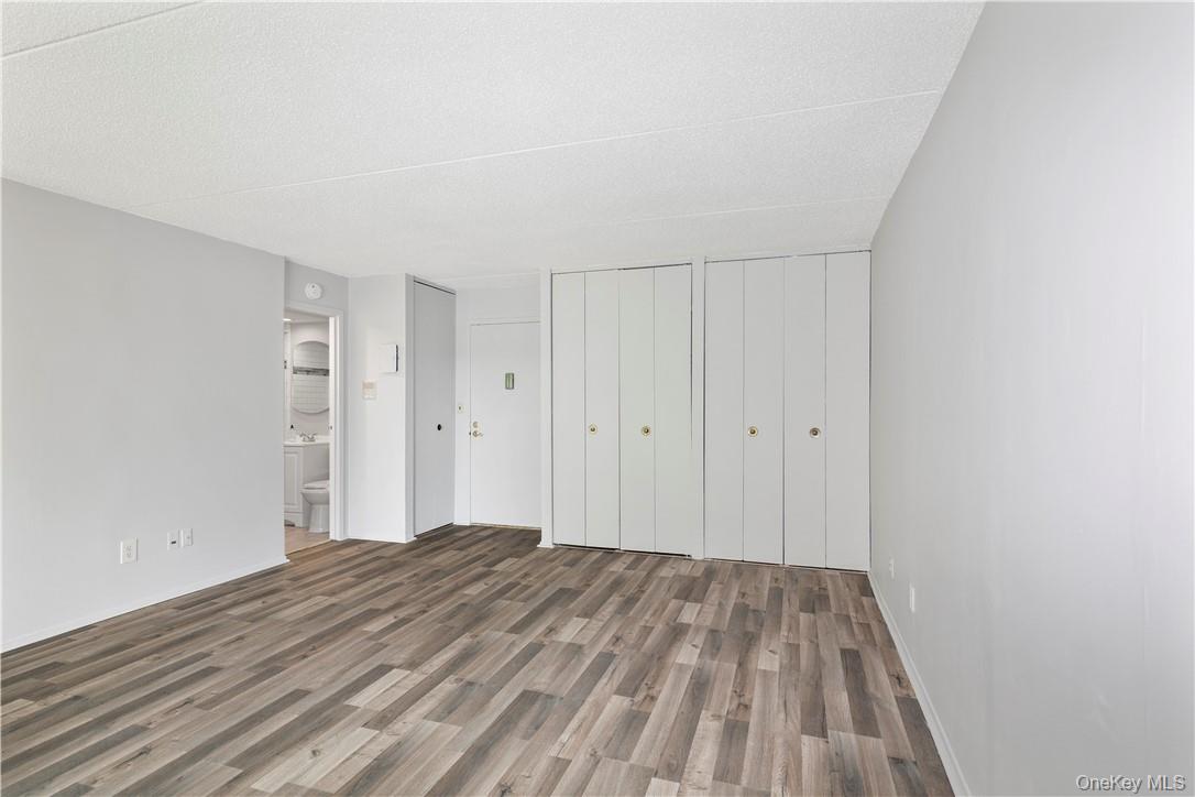150 Overlook Avenue, Unit 2K photo 6