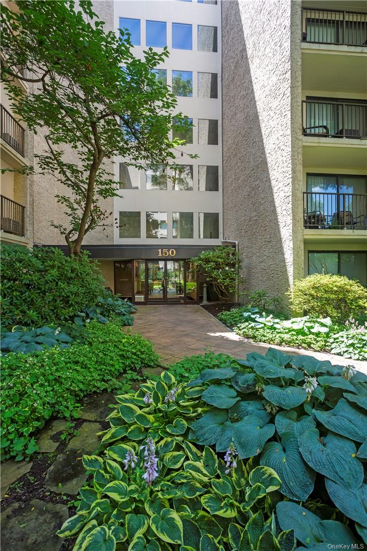 150 Overlook Avenue, Unit 2K photo 4