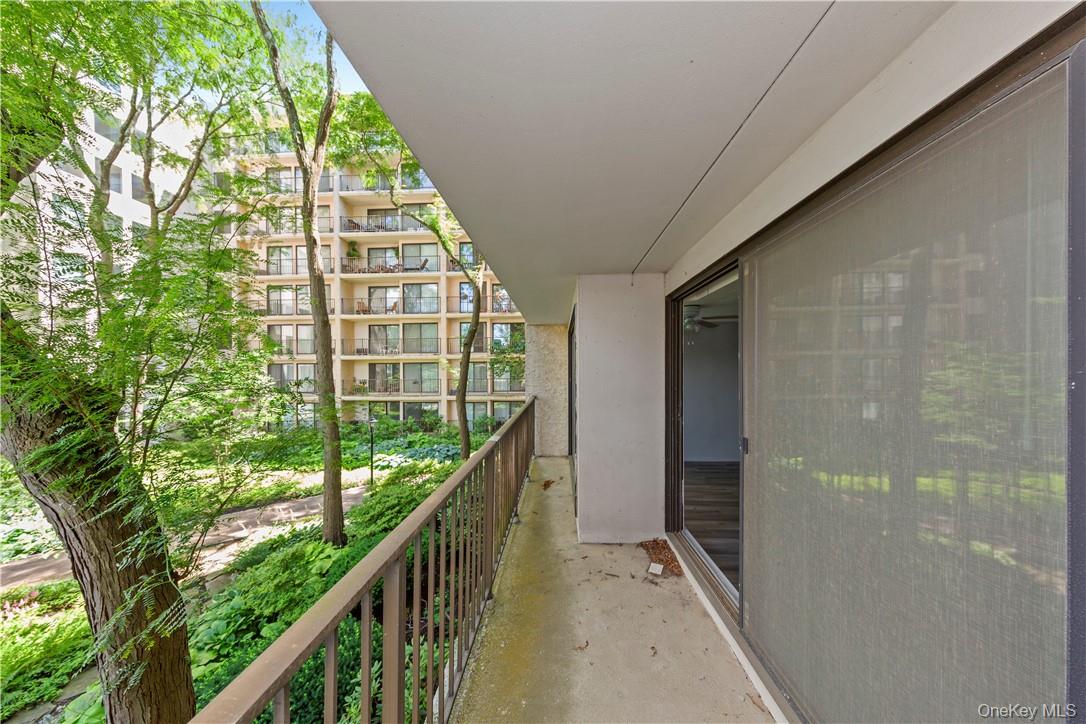 150 Overlook Avenue, Unit 2K photo 14