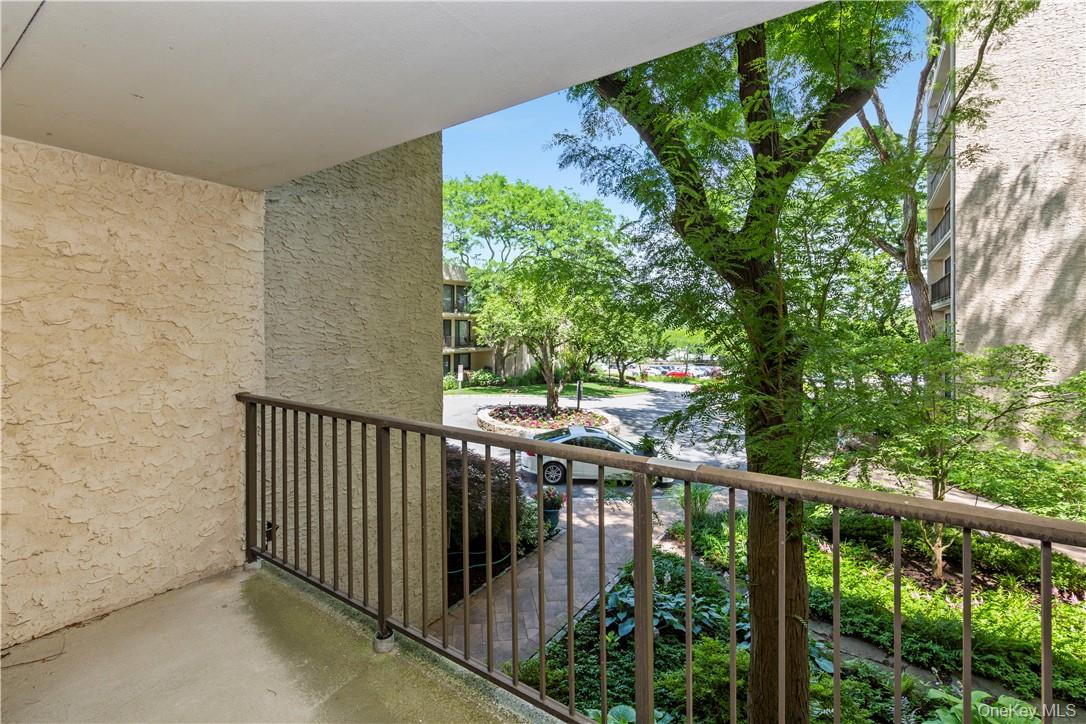 150 Overlook Avenue, Unit 2K photo 12