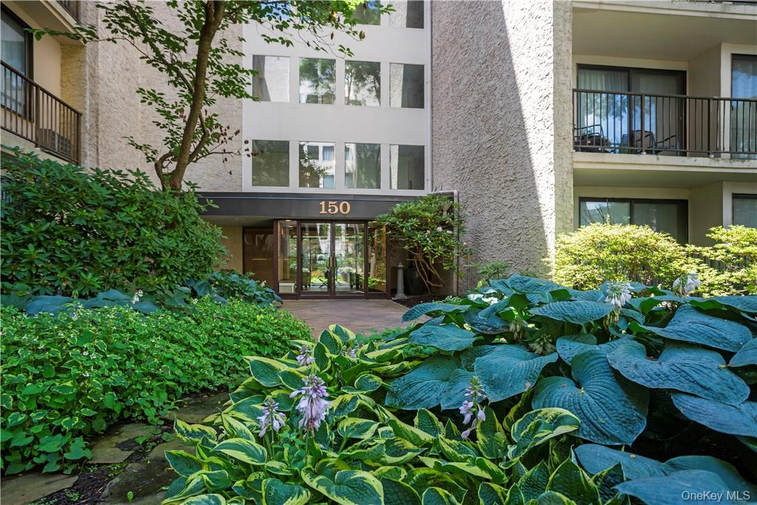 150 Overlook Avenue, Unit 2K photo 2