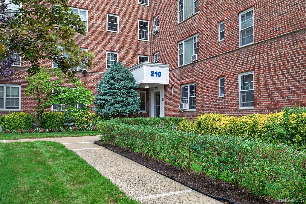 210 Pelham Road, Unit 2F photo 23