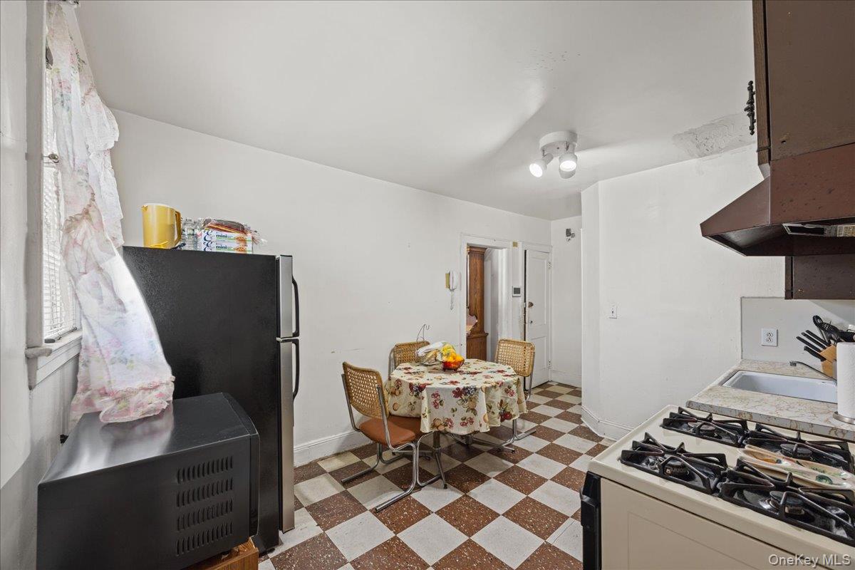216-21 132ND Avenue – For Sale photo 16