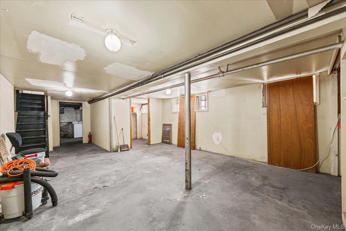 216-21 132ND Avenue – For Sale photo 30