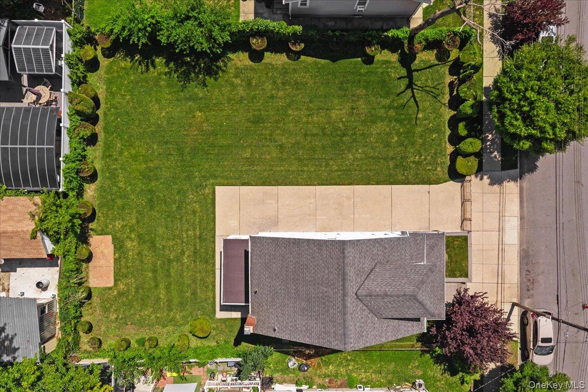 216-21 132ND Avenue – For Sale photo 37