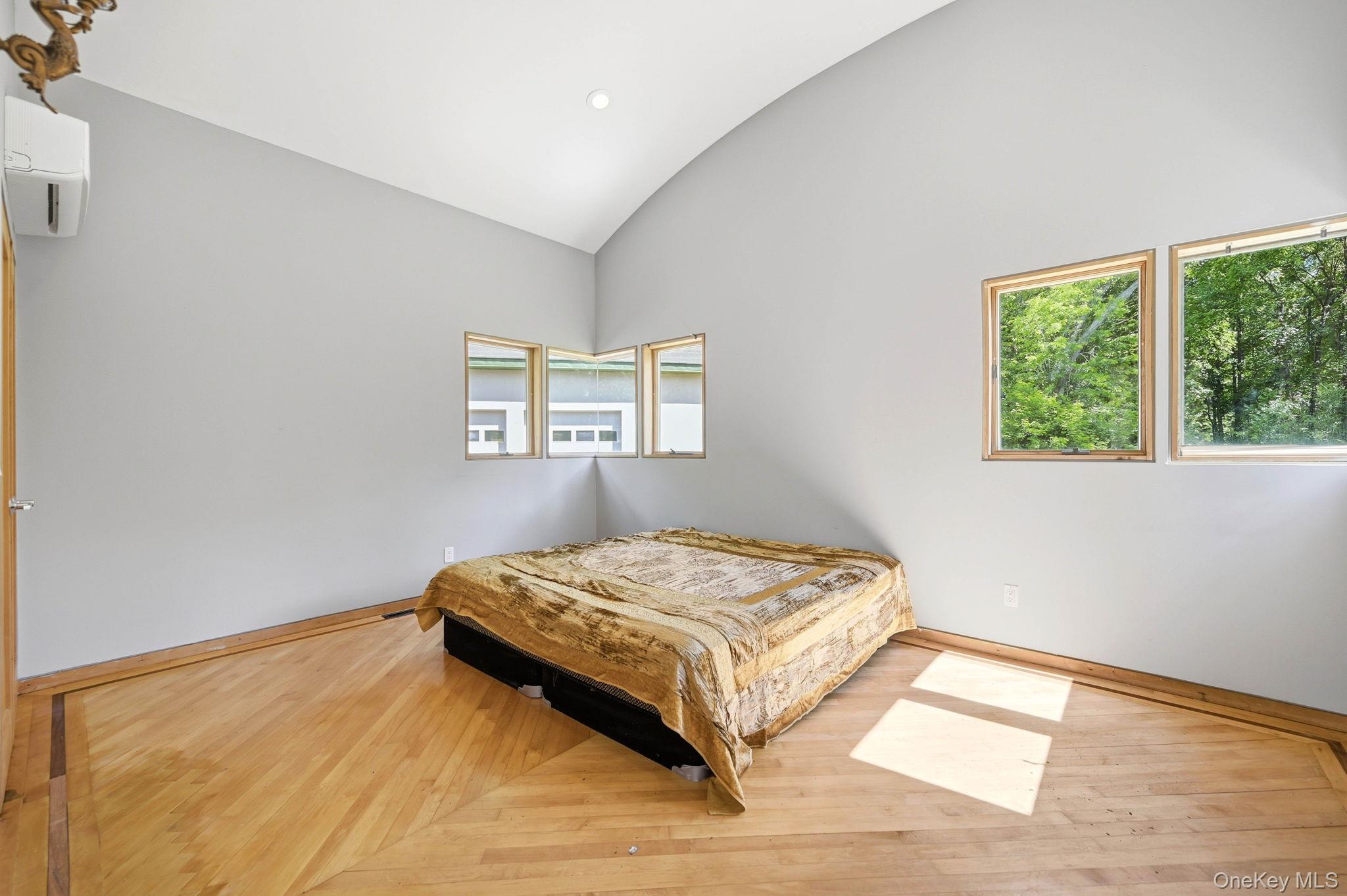 151 Bellvale Lakes Road – For Sale photo 9