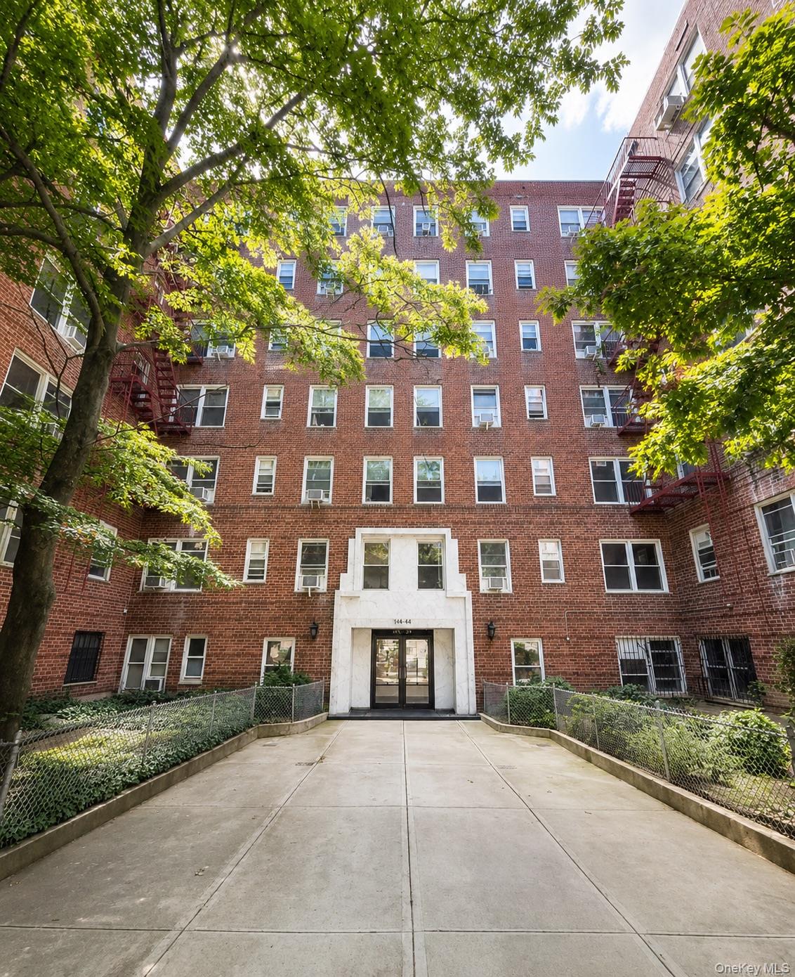 144-44 41st Avenue, Unit 5J