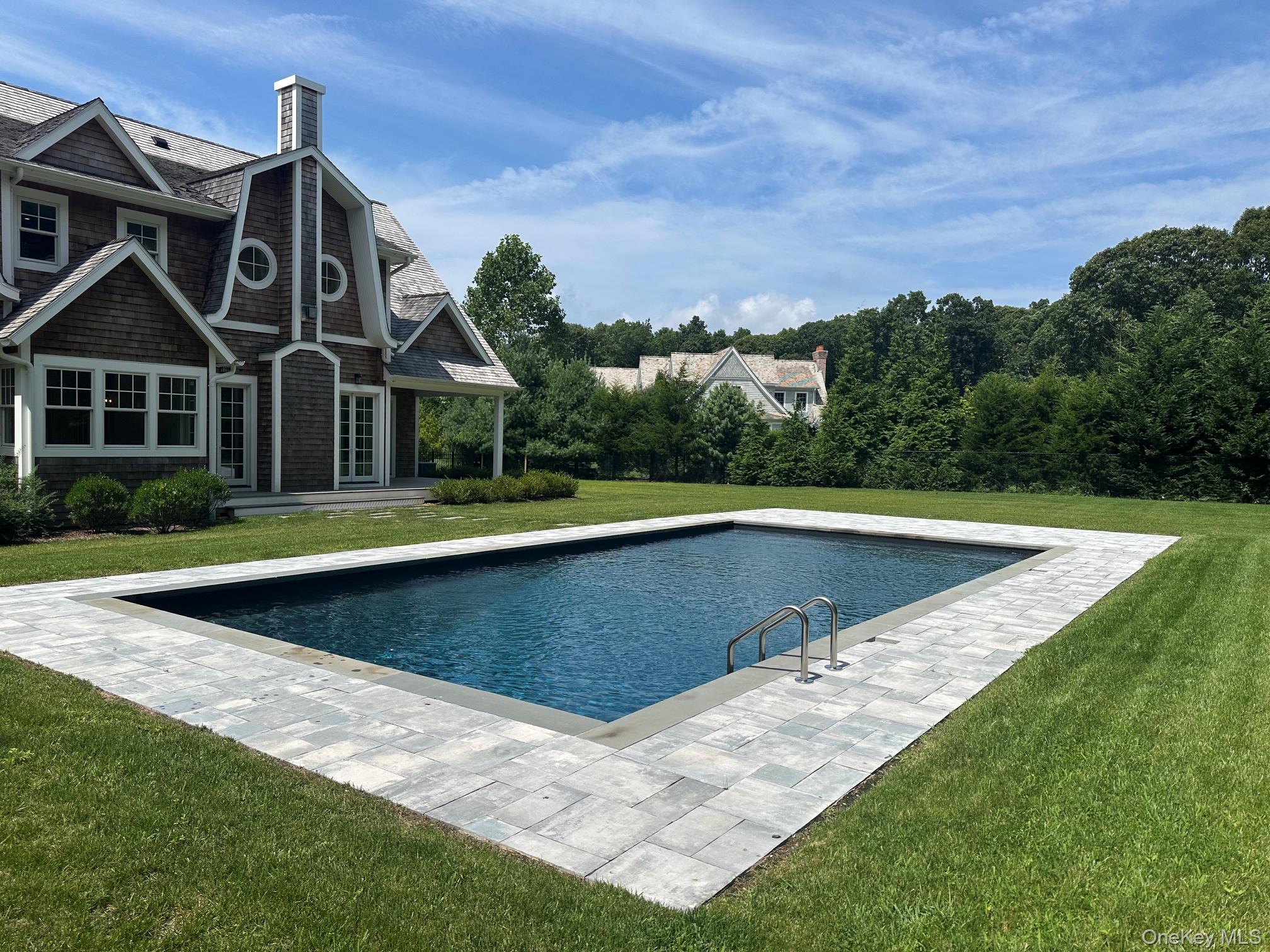 150 Deer Run – For Sale photo 2