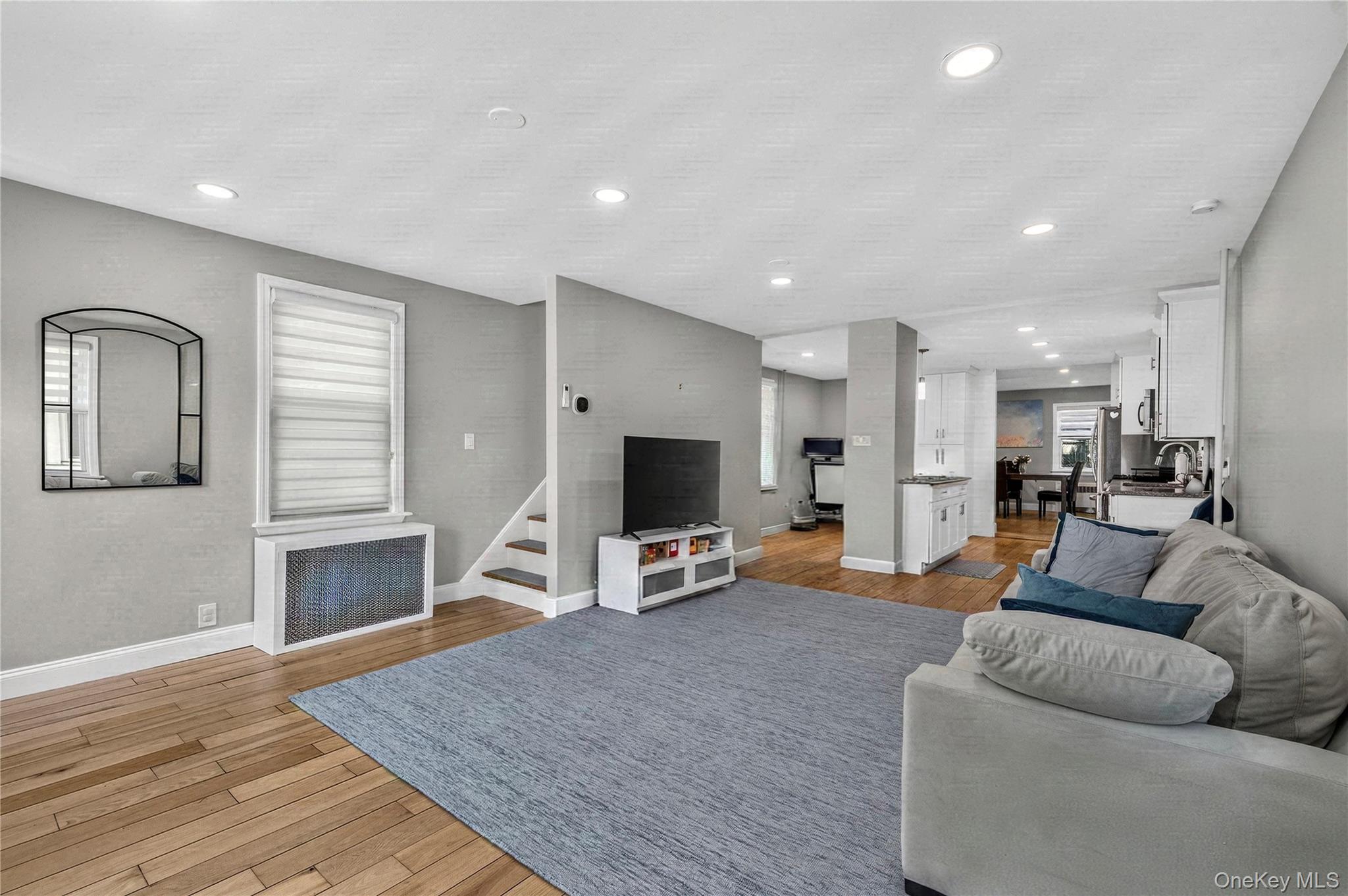 253 Court Place – For Sale photo 3