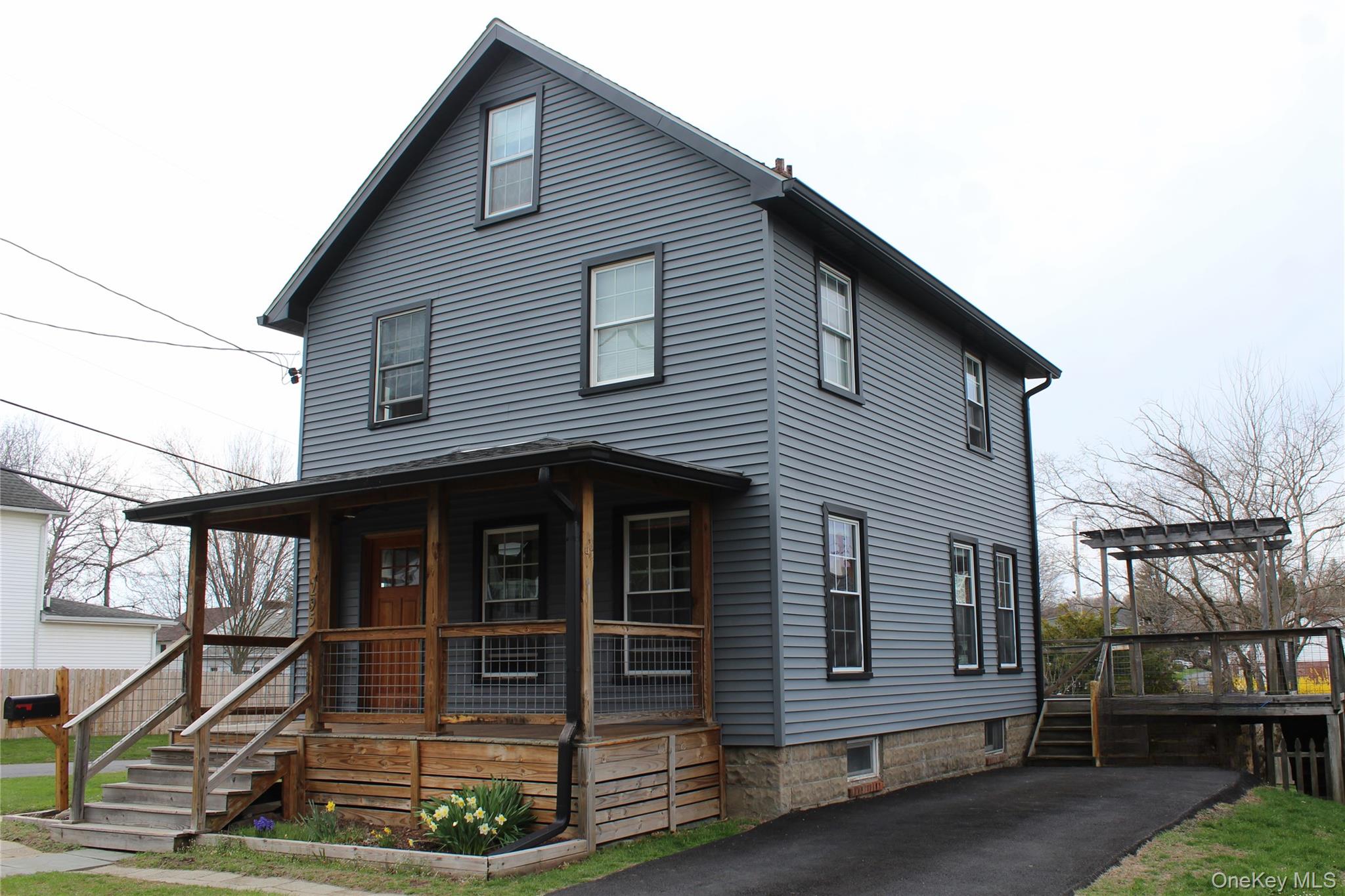 295 Lucas Avenue – For Rent