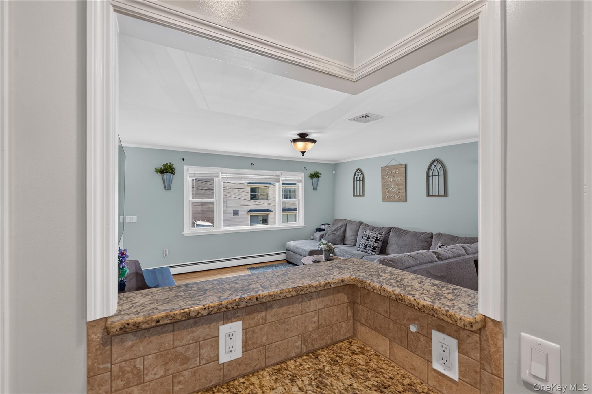 354 Robinson Avenue – For Sale photo 17