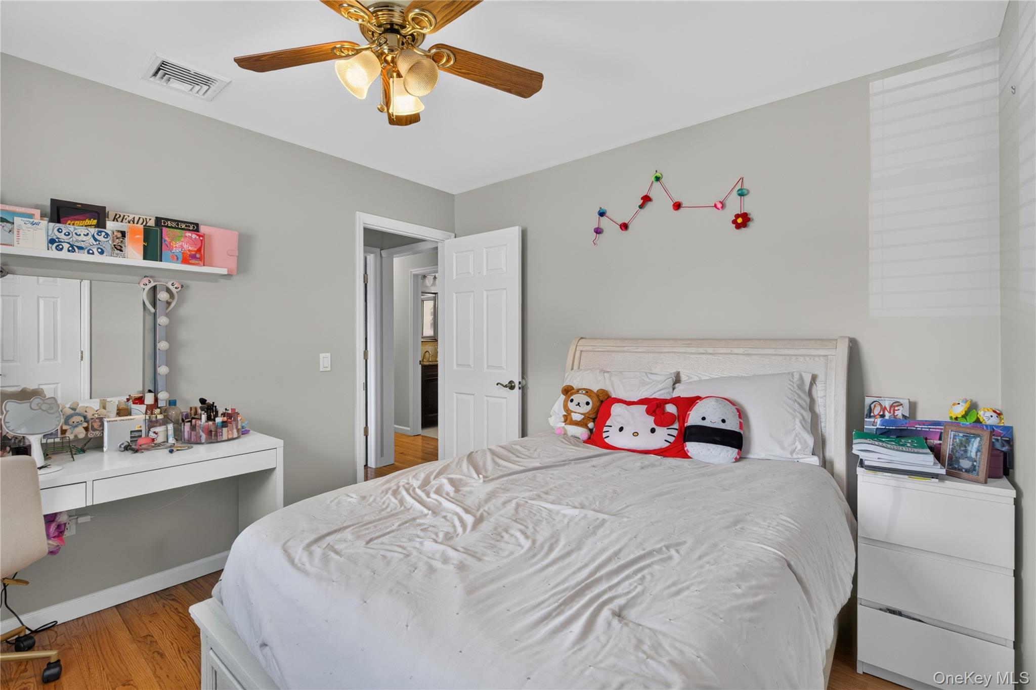 354 Robinson Avenue – For Sale photo 23