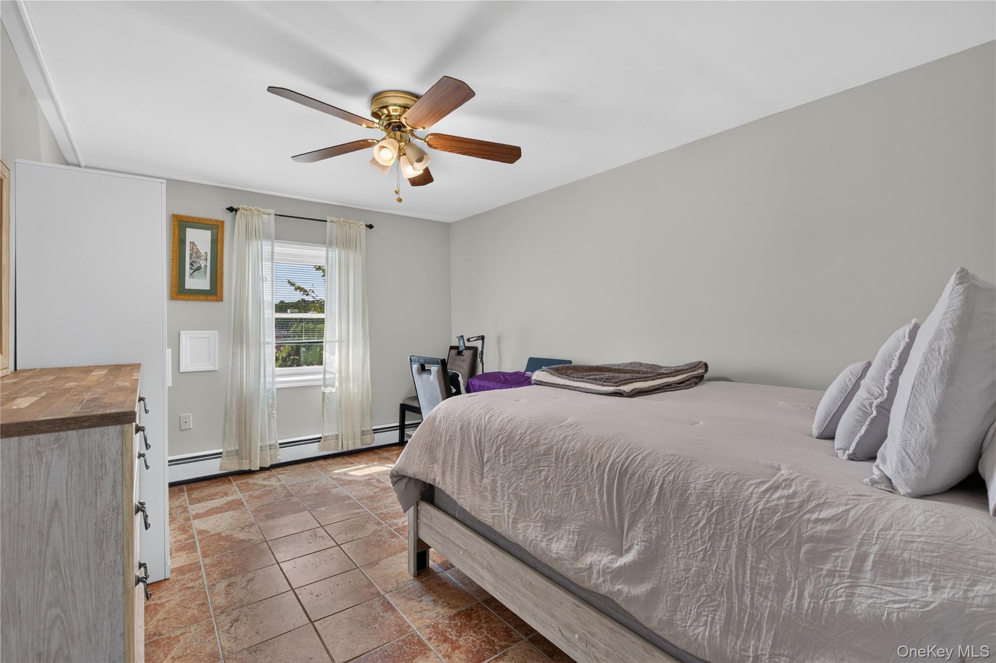 354 Robinson Avenue – For Sale photo 27