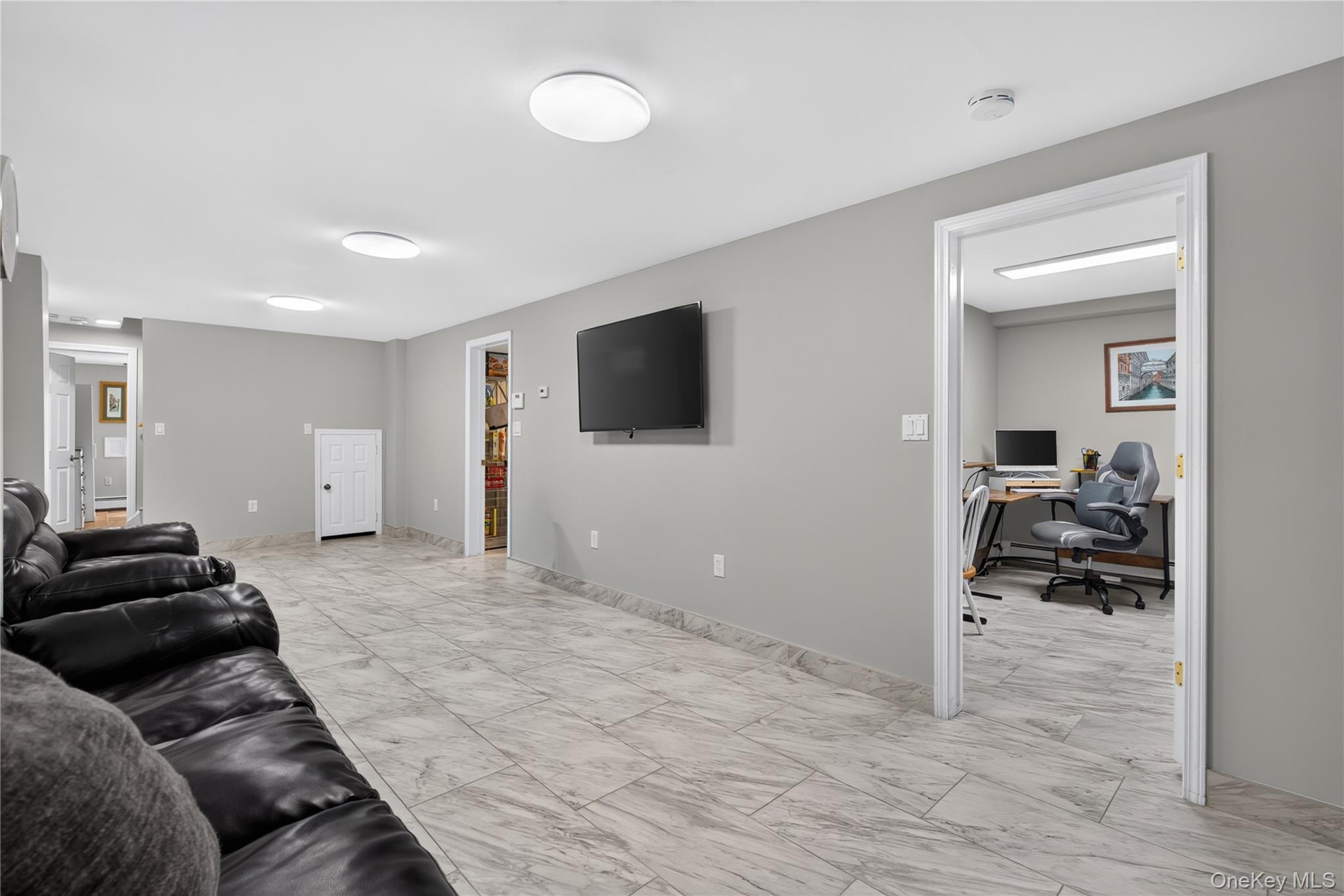 354 Robinson Avenue – For Sale photo 33
