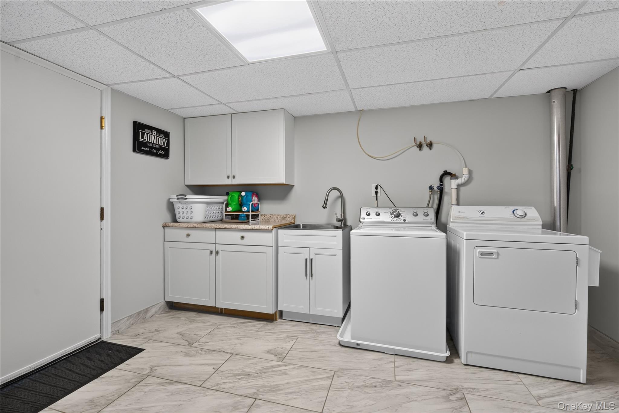 354 Robinson Avenue – For Sale photo 36