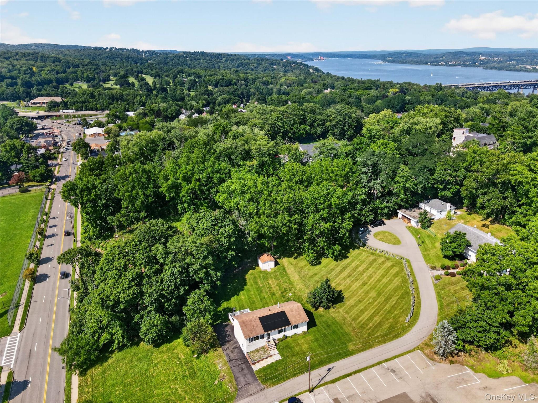354 Robinson Avenue – For Sale photo 45