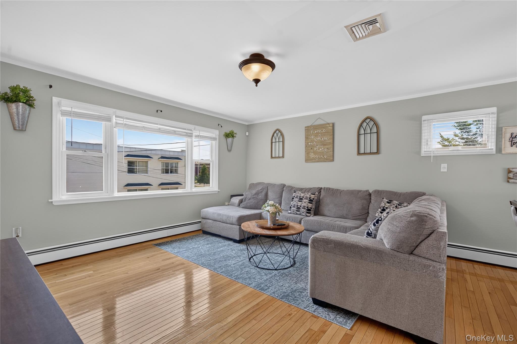 354 Robinson Avenue – For Sale photo 6