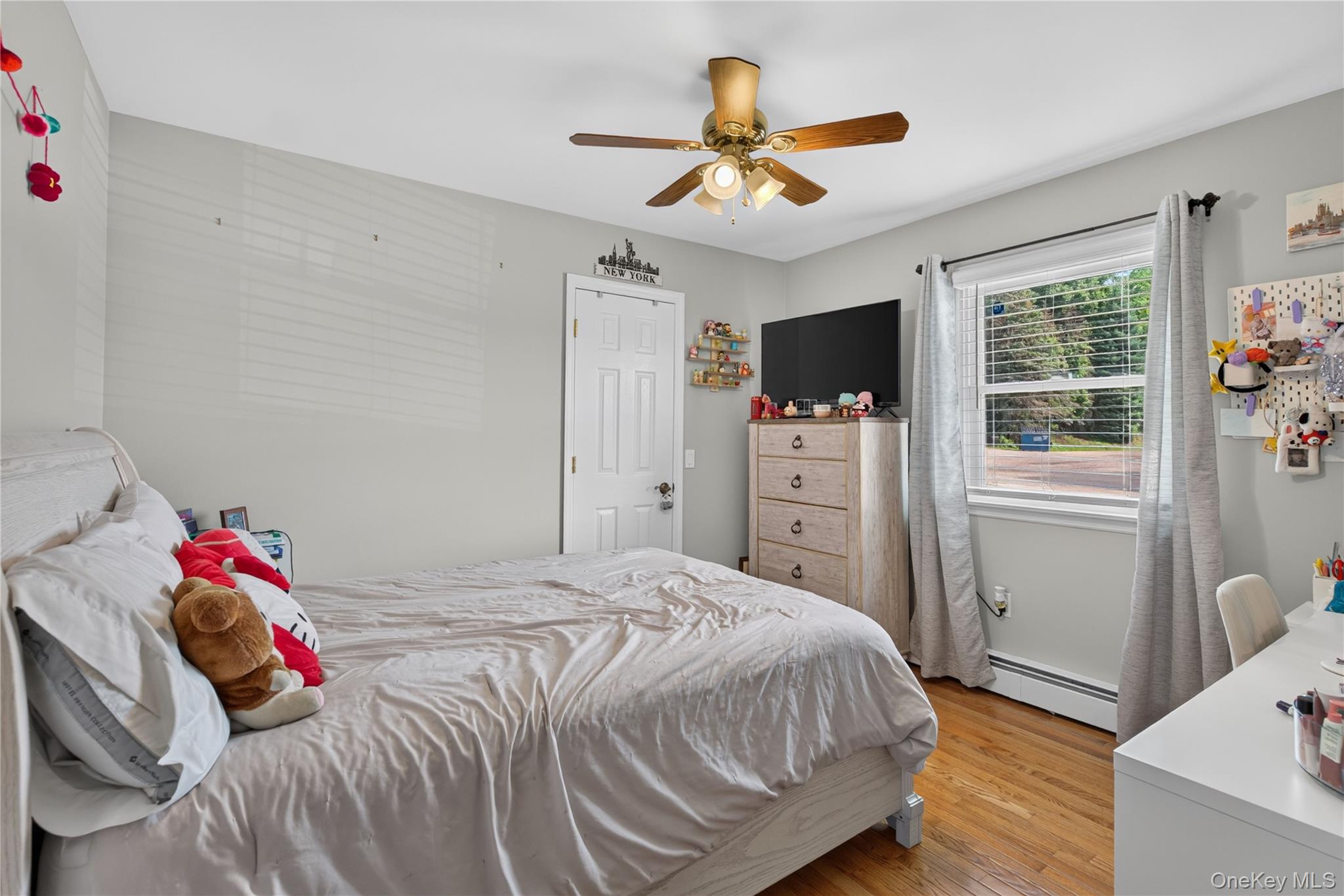 354 Robinson Avenue – For Sale photo 22