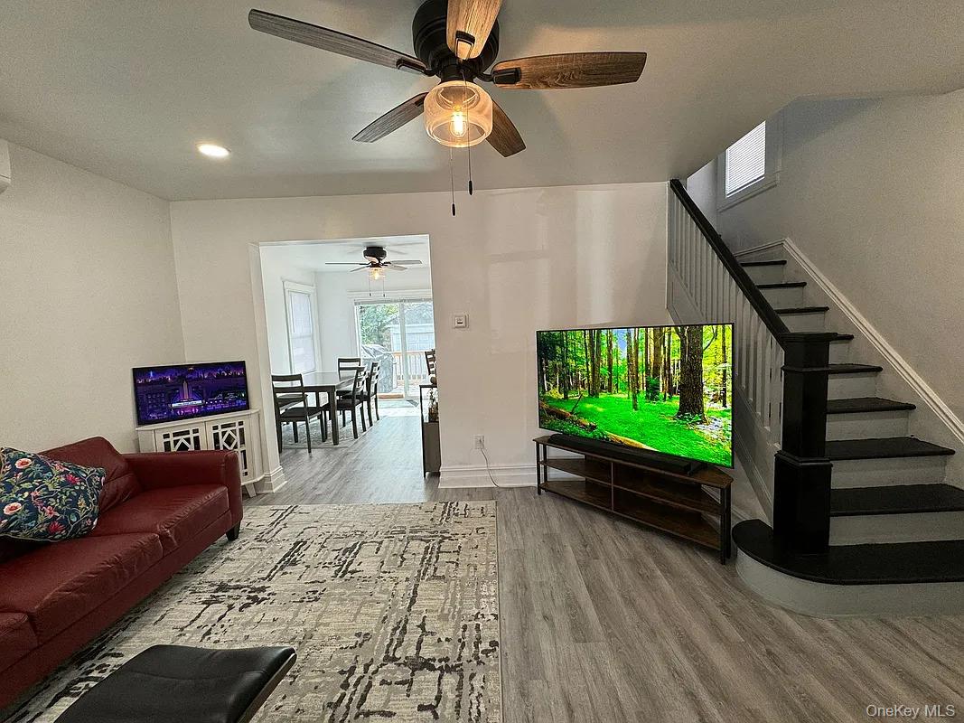 1630 East 52nd Street – For Sale photo 3