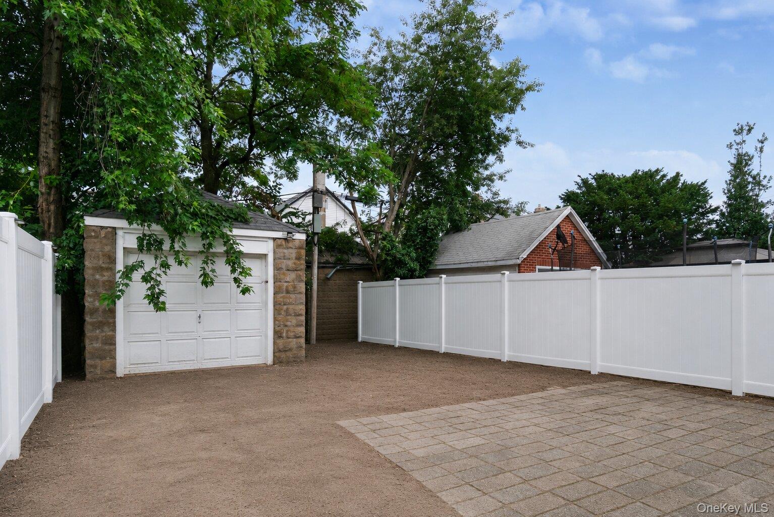 1630 East 52nd Street – For Sale photo 20