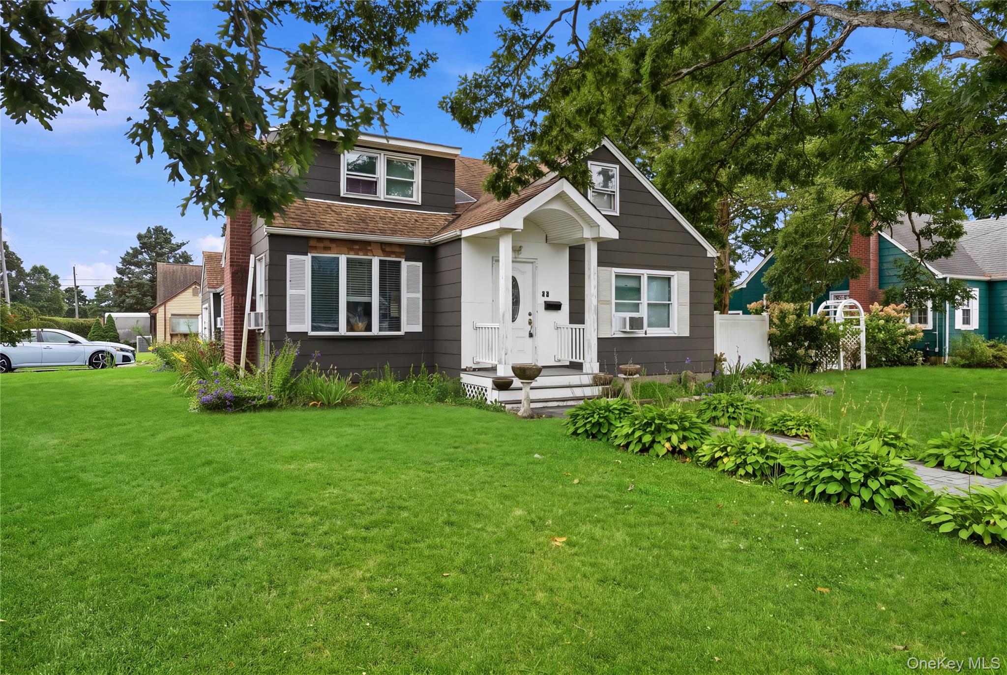80 Everett Street – For Sale photo 2