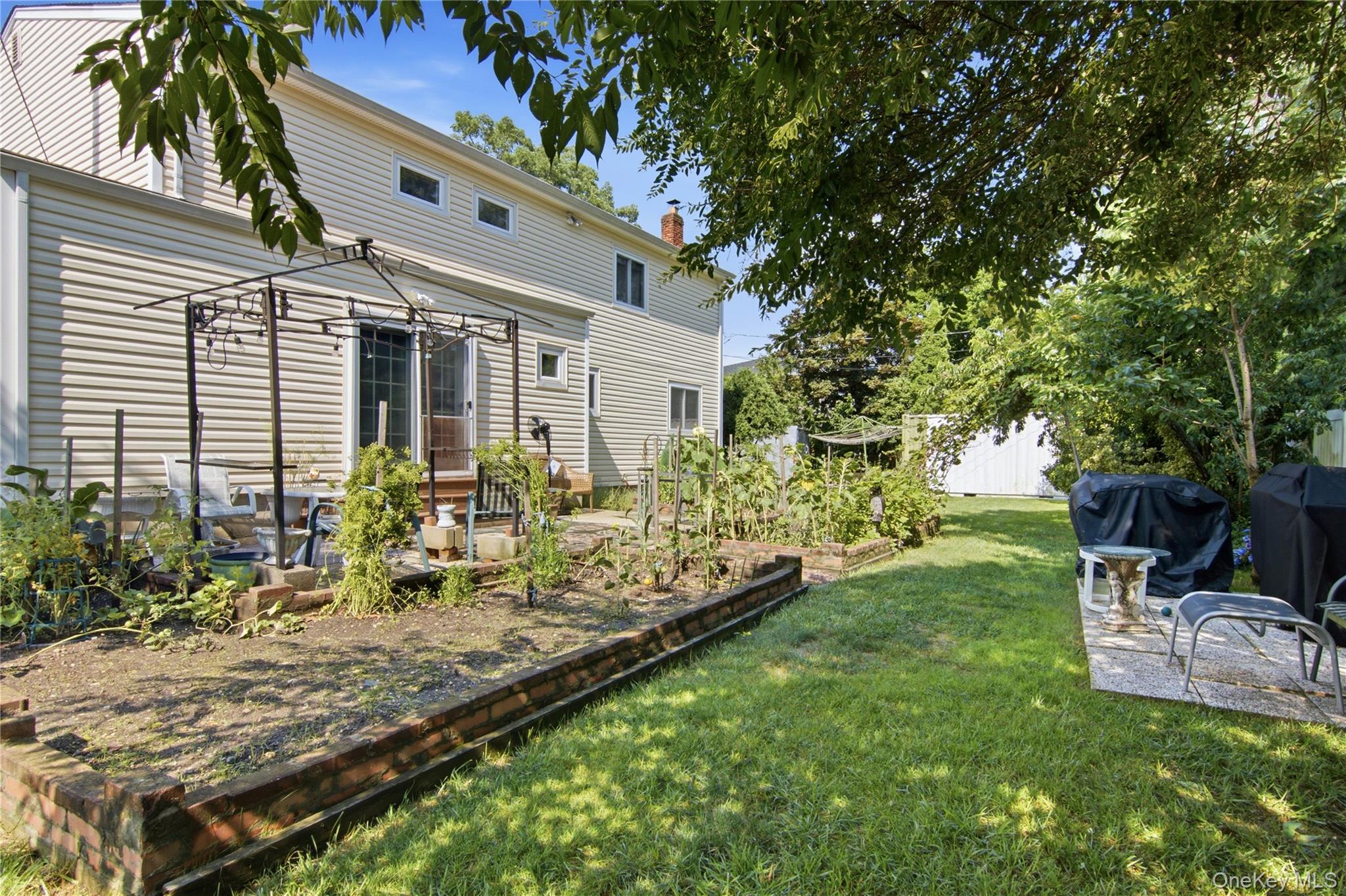 22 Clymer Street – For Sale photo 24
