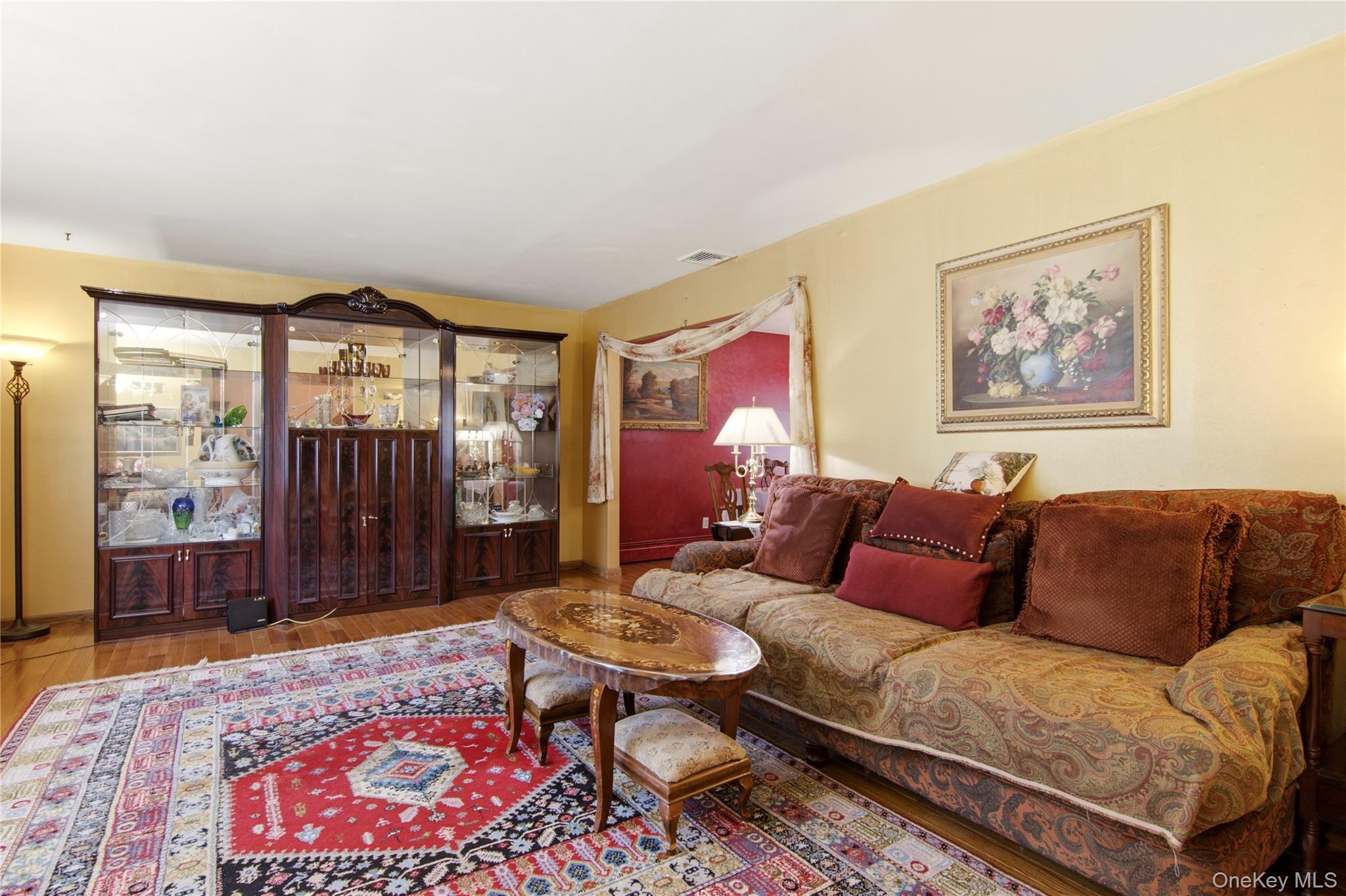 22 Clymer Street – For Sale photo 4