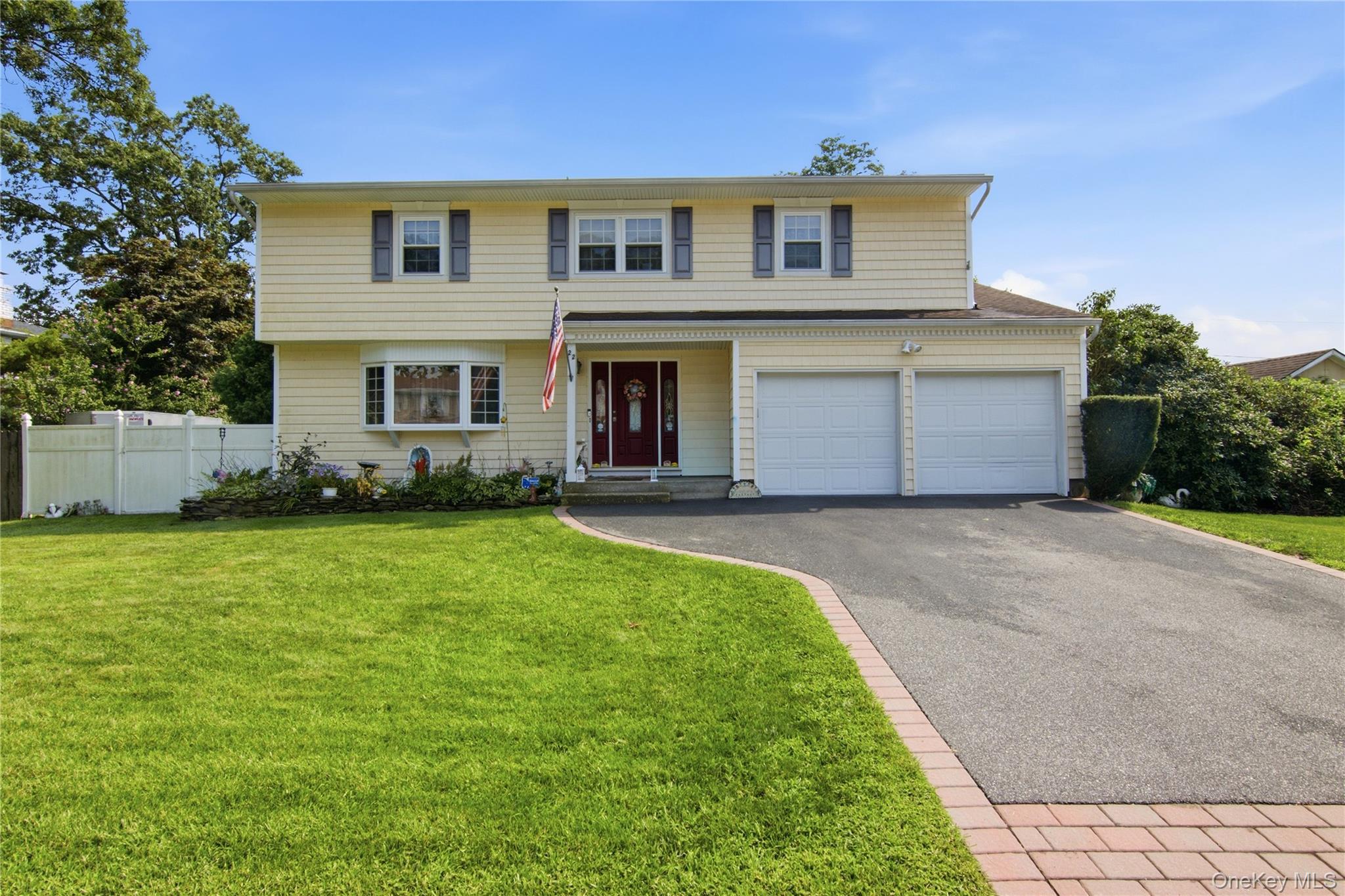22 Clymer Street – For Sale