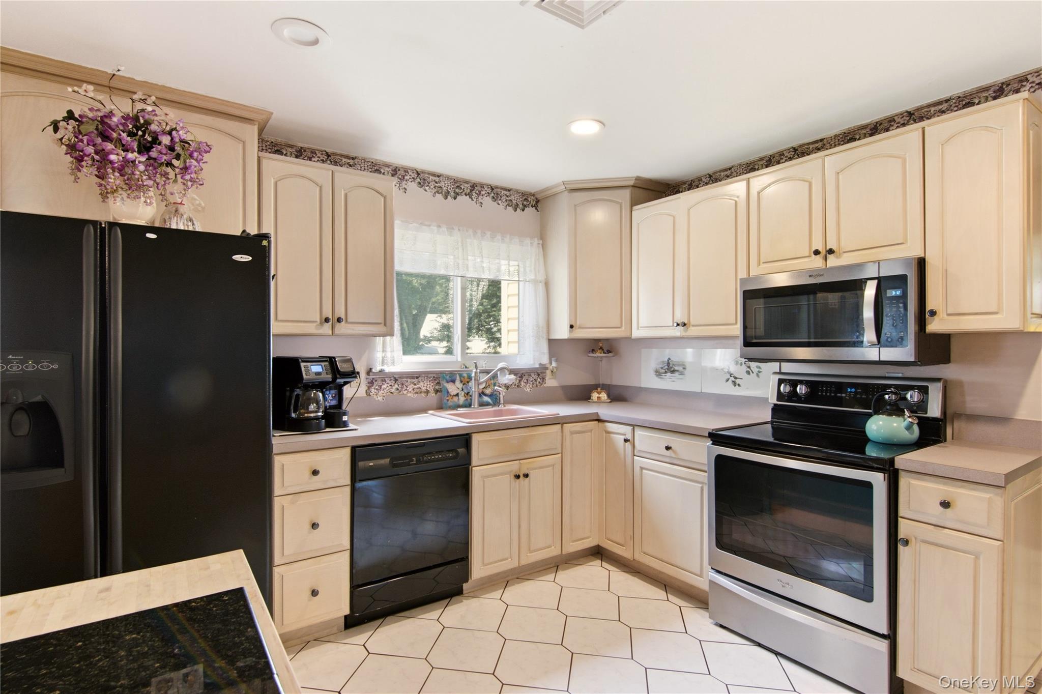 22 Clymer Street – For Sale photo 8