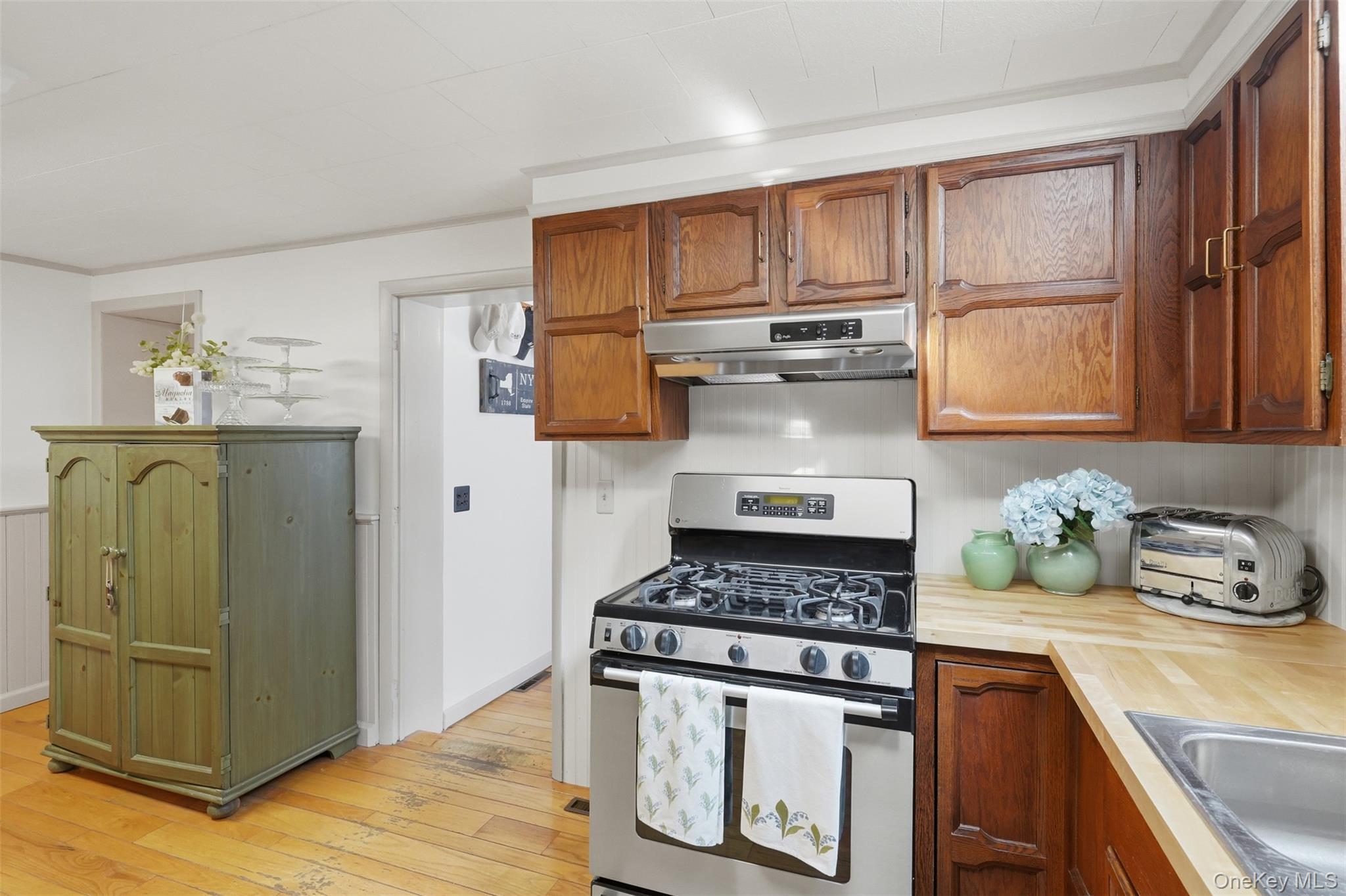 16 Elizabeth Street – For Sale photo 23