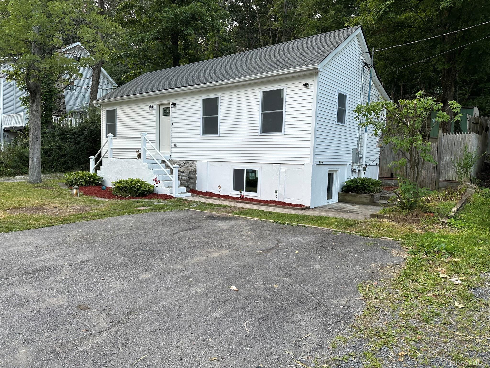 11 Sylvan Trail – For Sale photo 3