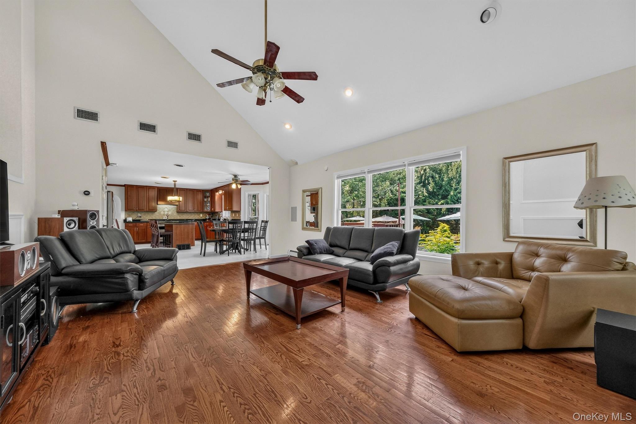 44 Greenwich Avenue – For Sale photo 20