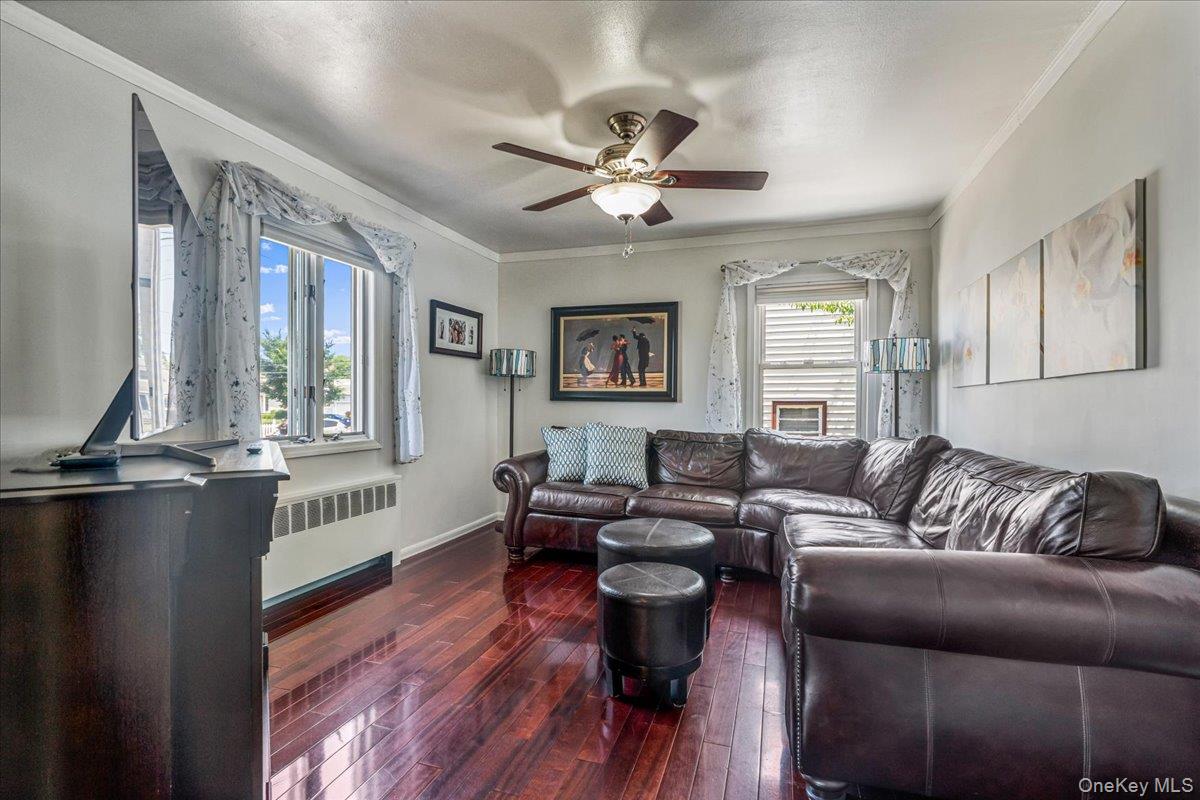 2 Gateway – For Sale photo 7