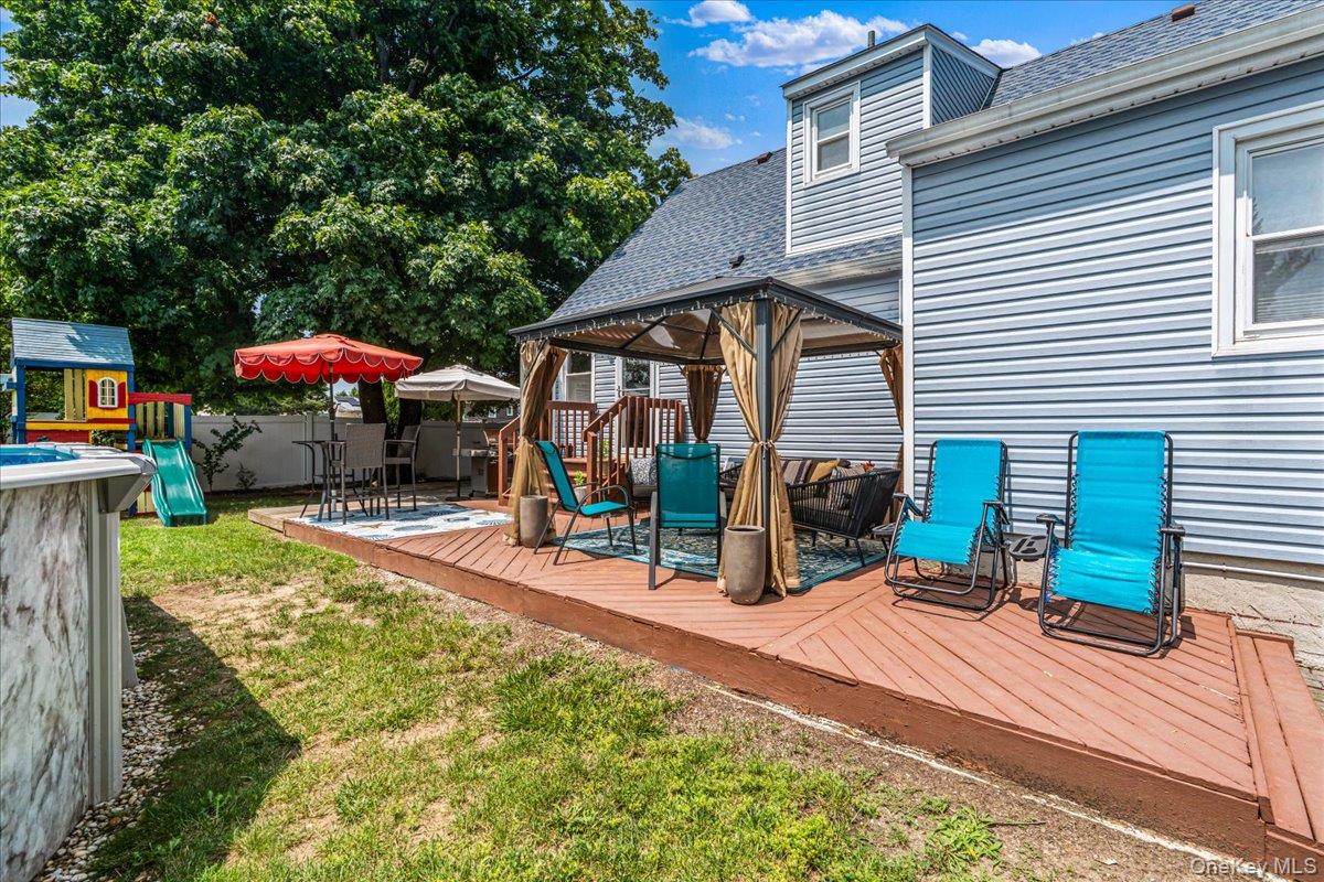 2 Gateway – For Sale photo 17