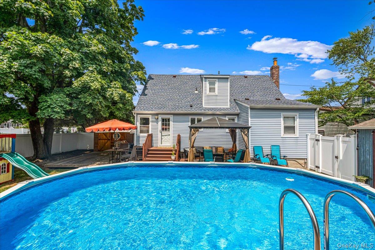 2 Gateway – For Sale photo 19
