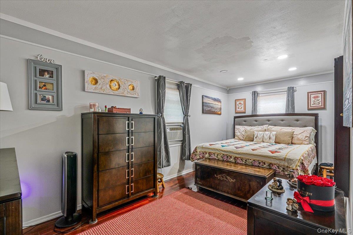 2 Gateway – For Sale photo 8