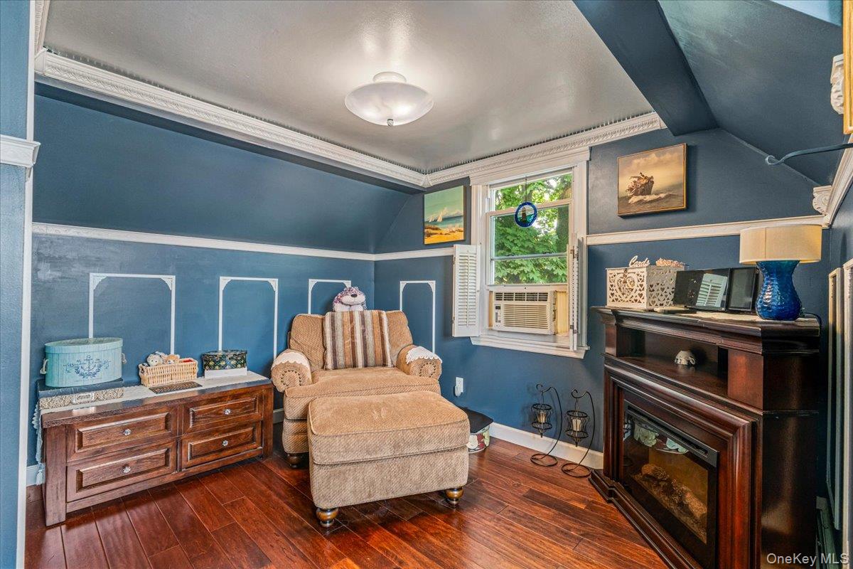 2 Gateway – For Sale photo 11