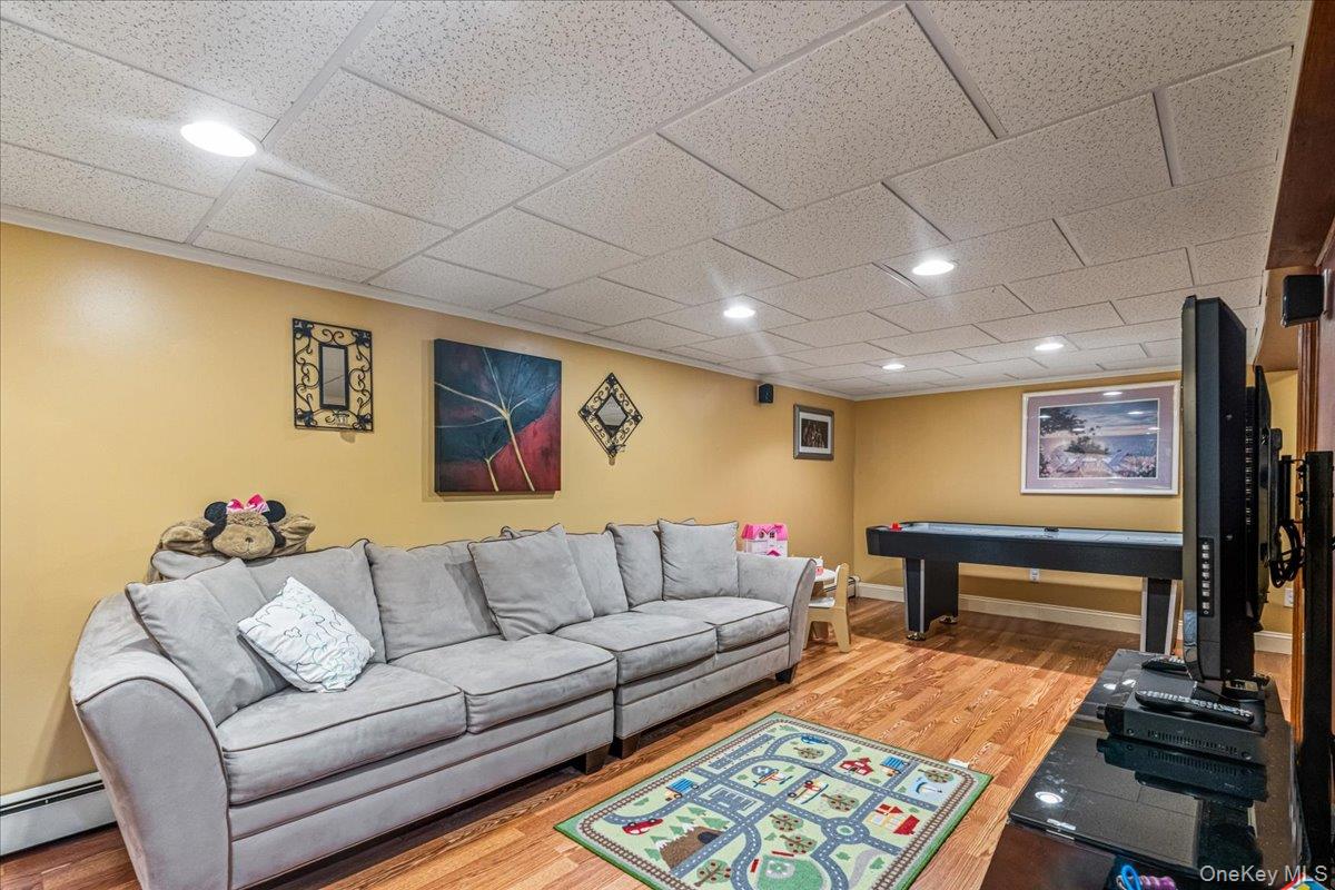 2 Gateway – For Sale photo 14