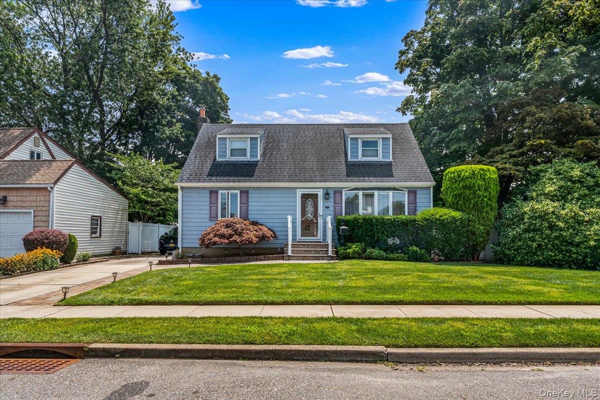 2 Gateway – For Sale