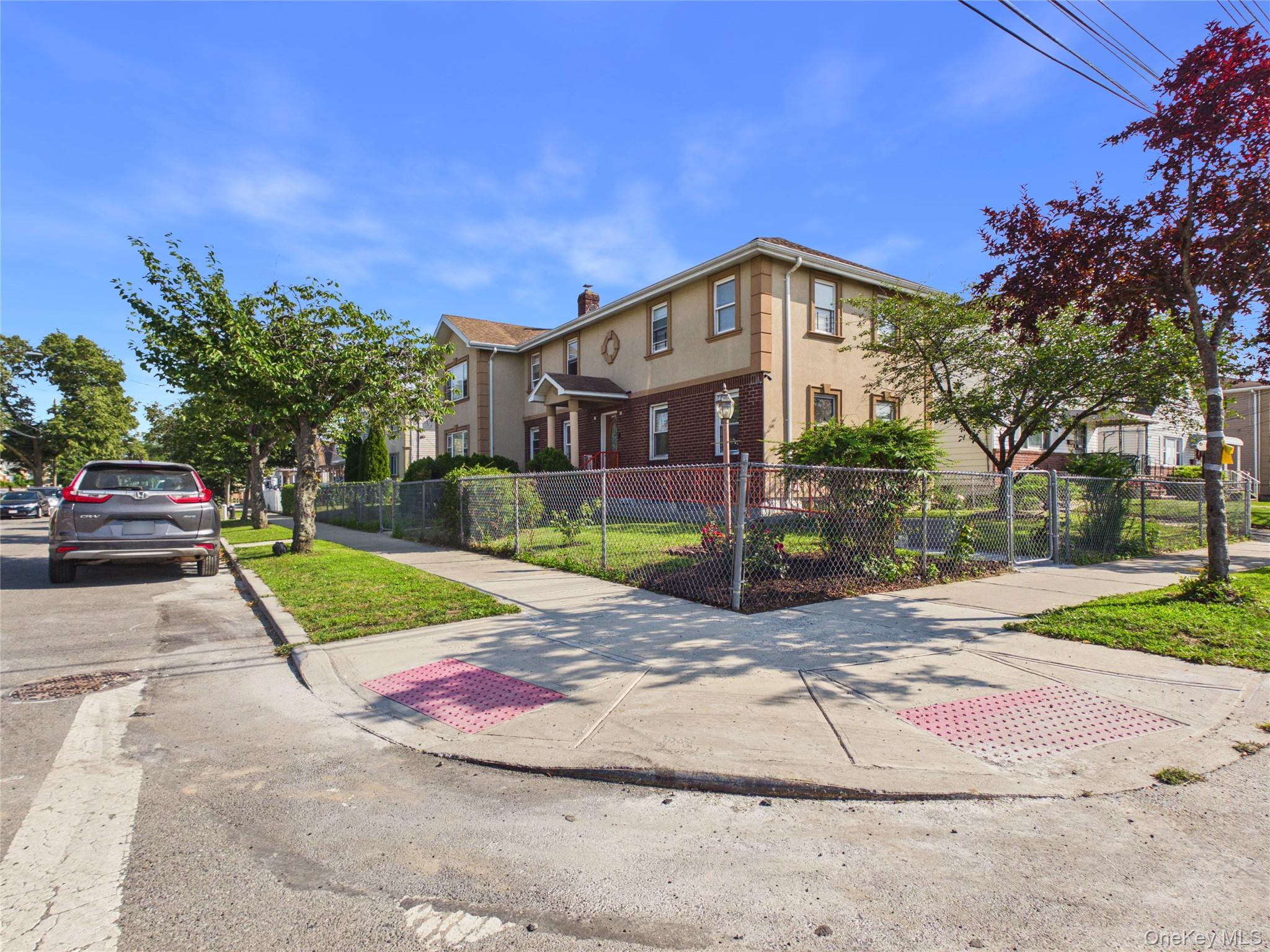 15520 132nd Avenue – For Sale photo 2