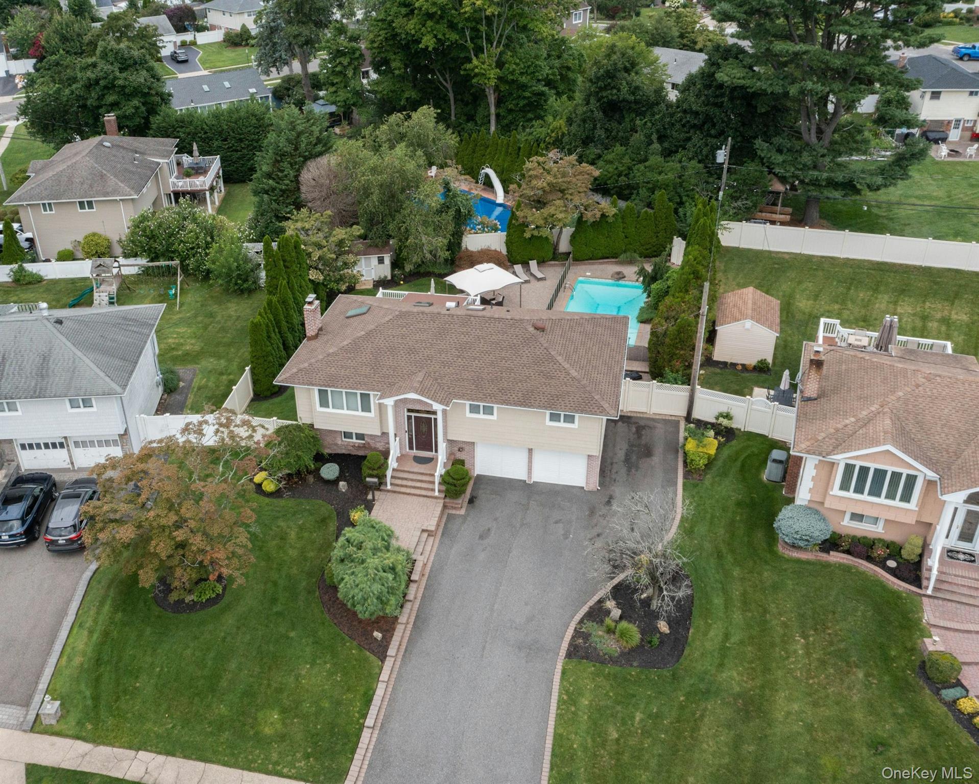 66 Harvest Lane – For Sale photo 2