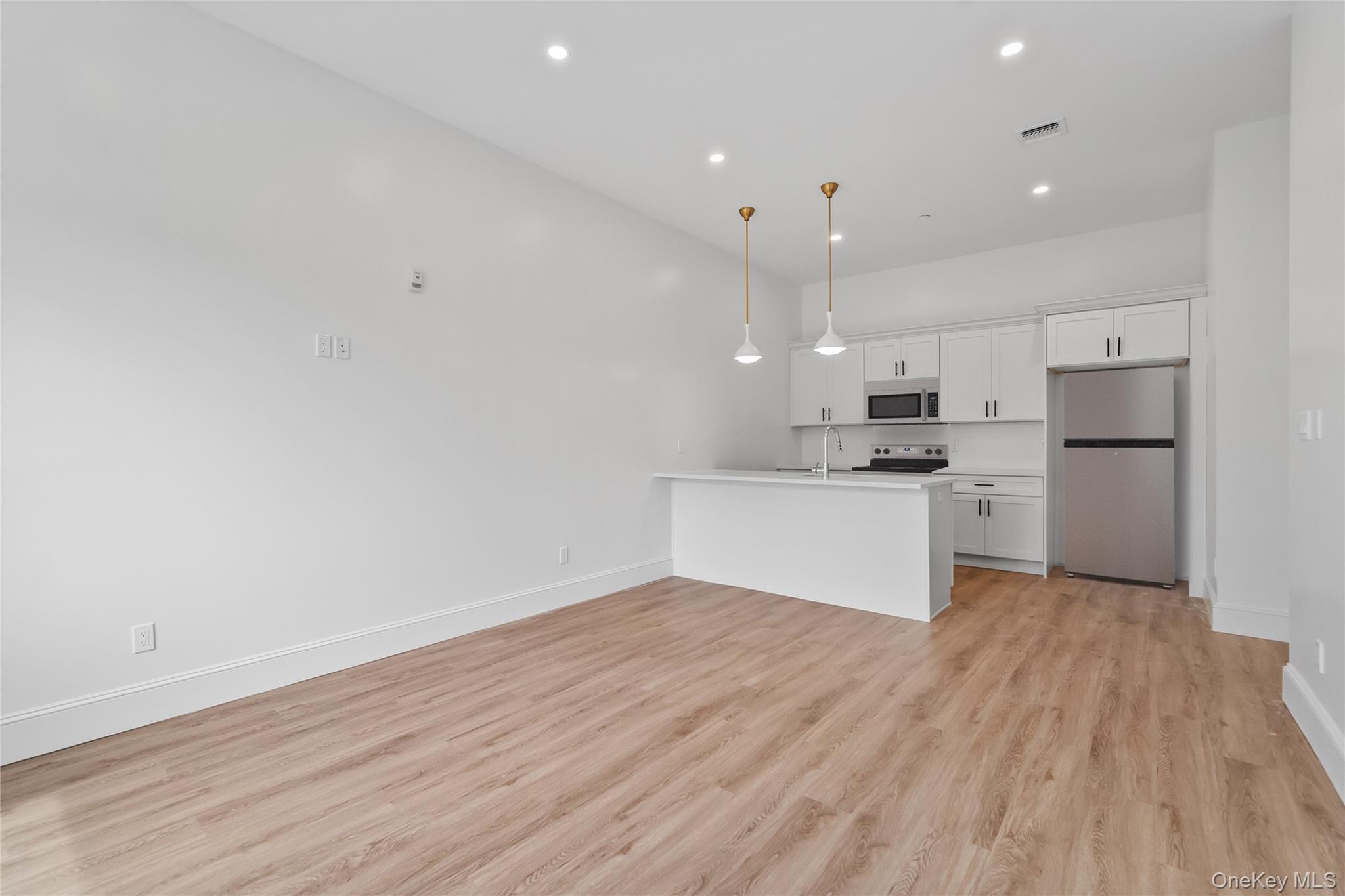 48 North Street, Unit 404 photo 6