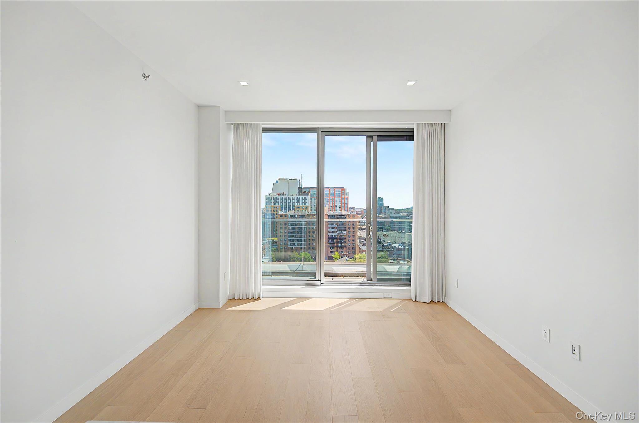 35-32 Leavitt Street, Unit 12B photo 11